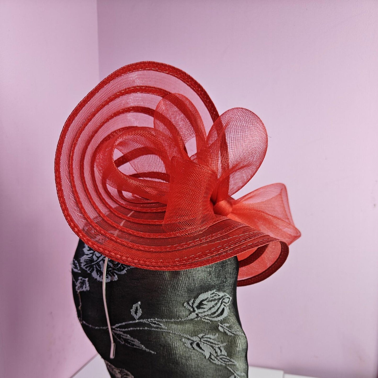 bright red bow fascinator wedding hat Kentucky Derby Royal Ascot