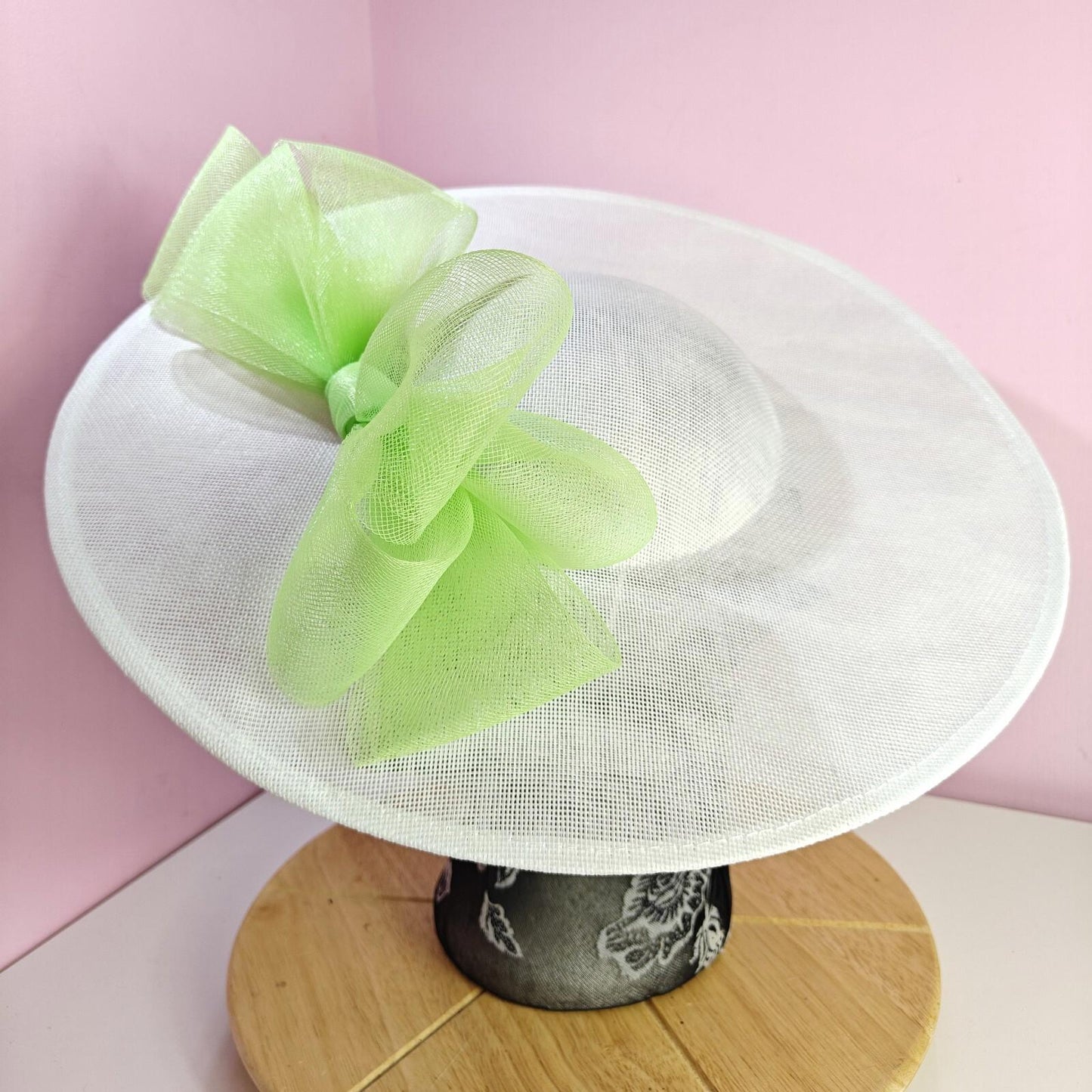 white green large fascinator wedding hat Kentucky Derby Royal Ascot bow