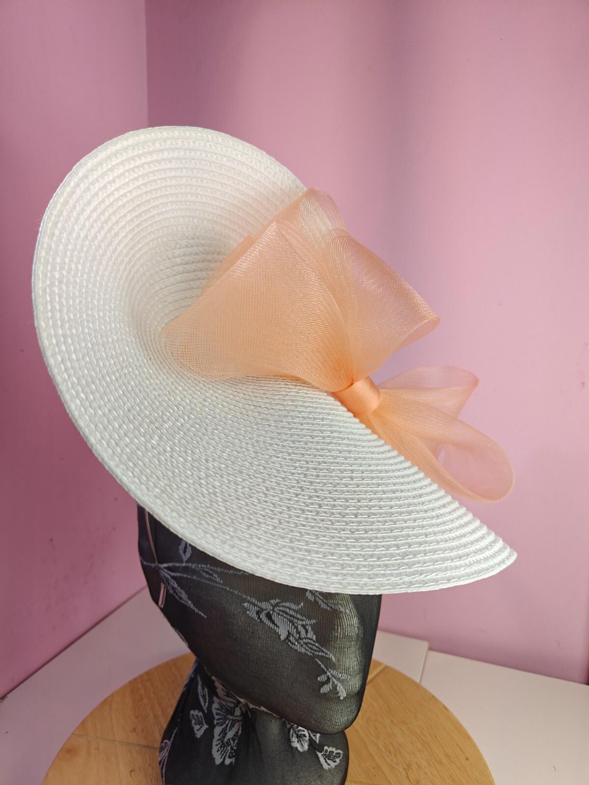 white peach large straw fascinator wedding hat Kentucky Derby Royal Ascot