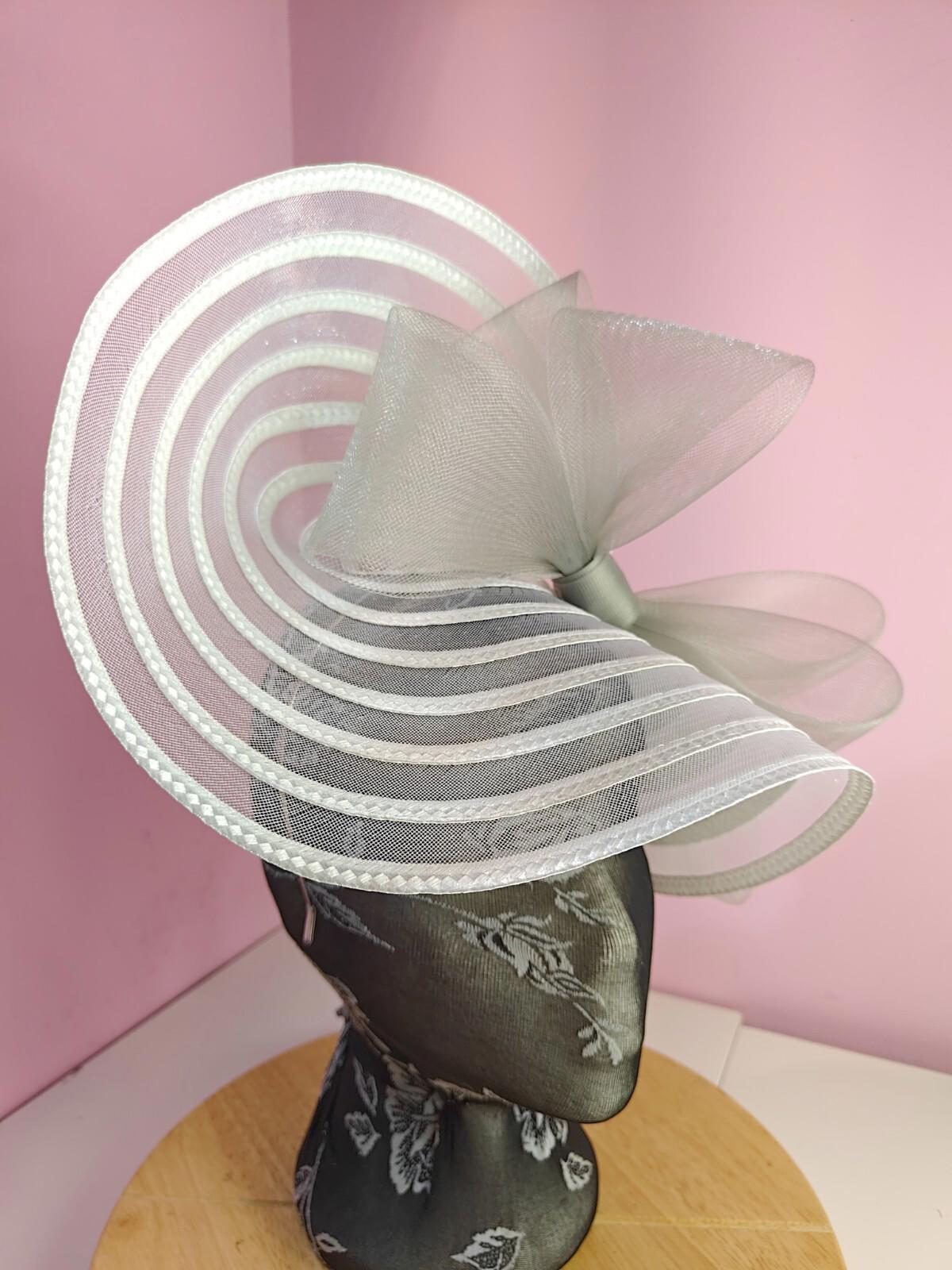 white grey bow fascinator millinery wedding hat Kentucky Derby Royal Ascot