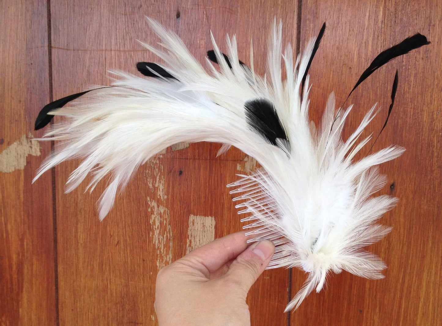 Ivory feather comb fascinator millinery wedding bridal race ascot hair piece hat