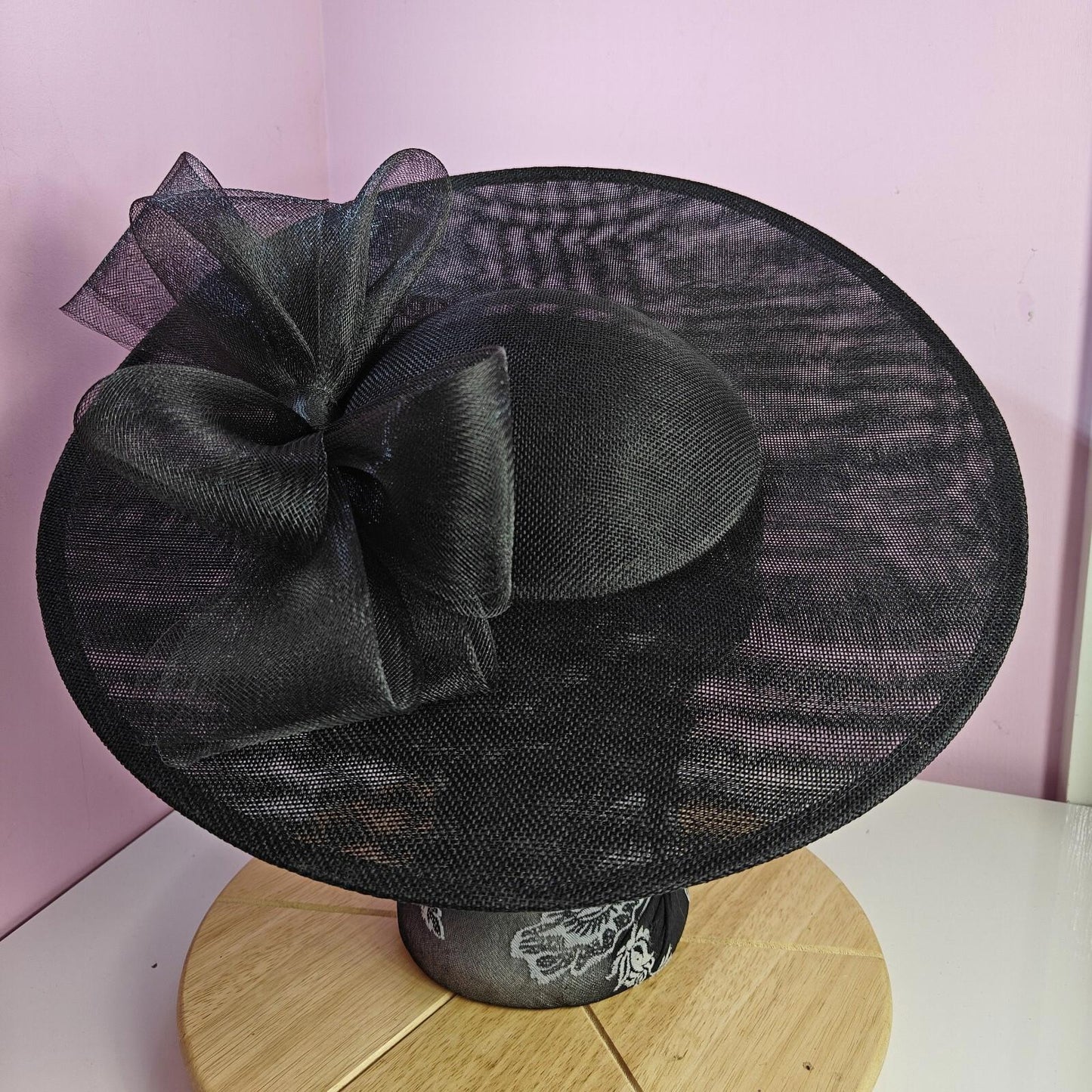 black large fascinator wedding hat Kentucky Derby Royal Ascot bow