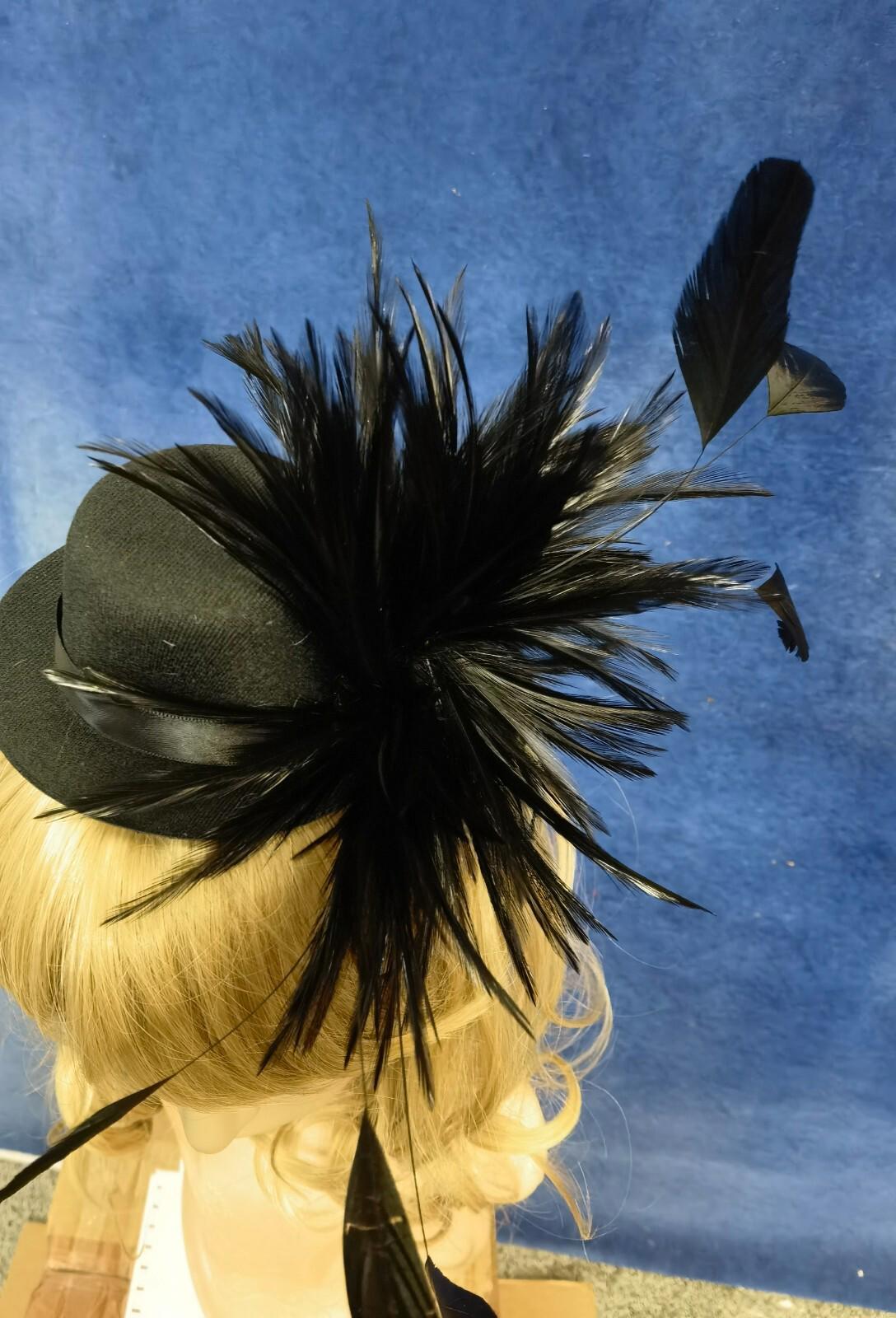 black feather mini top hat fascinator millinery burlesque wedding 1