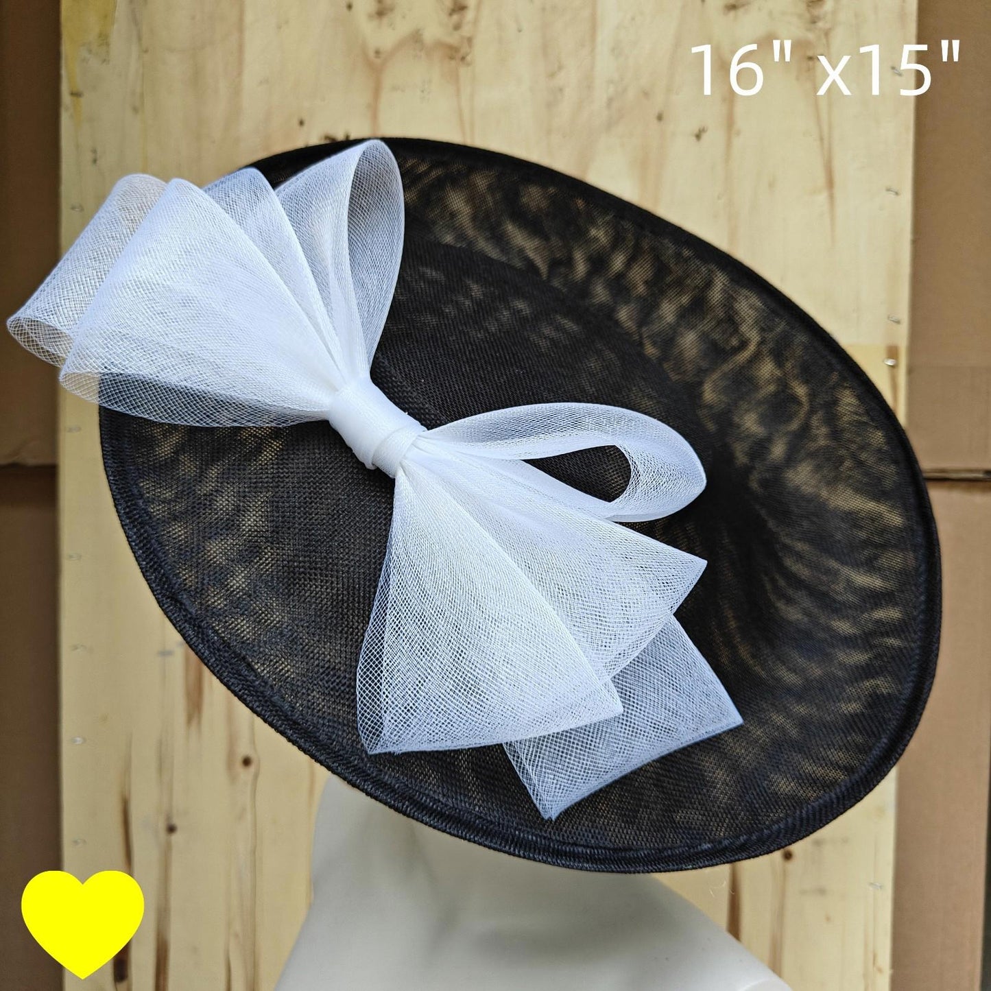 black white fascinator wedding hatinator hat Kentucky Derby Royal Ascot bow