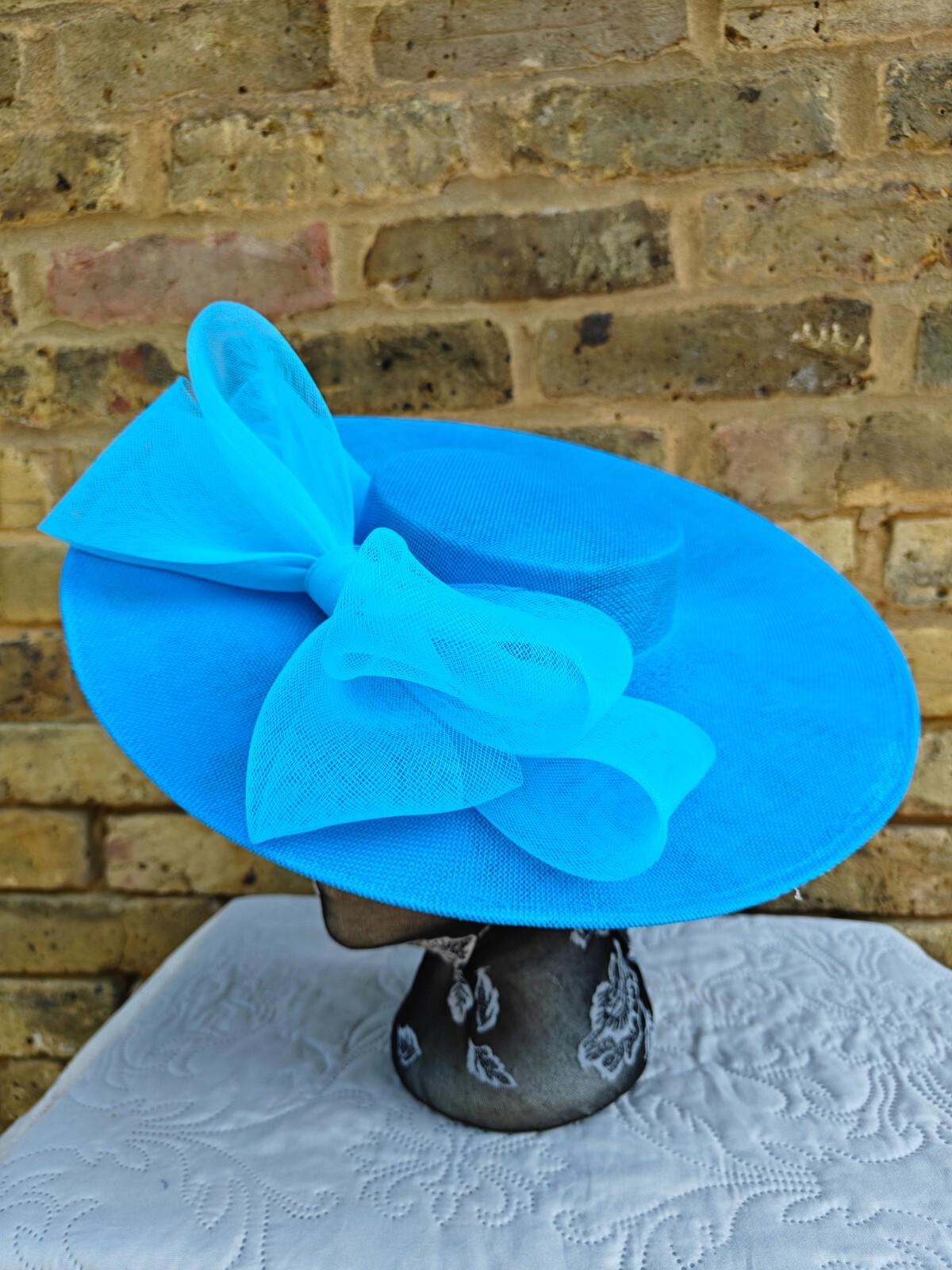 turquoise large fascinator wedding hat Kentucky Derby Royal Ascot bow