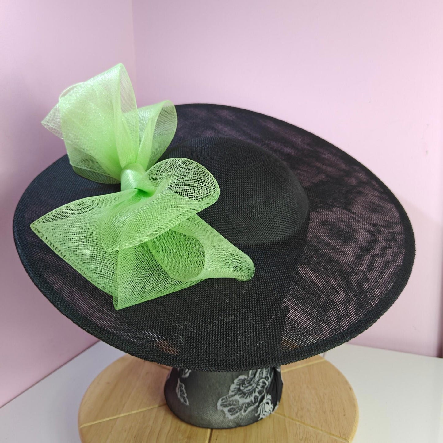 black green large fascinator wedding hat Kentucky Derby Royal Ascot bow