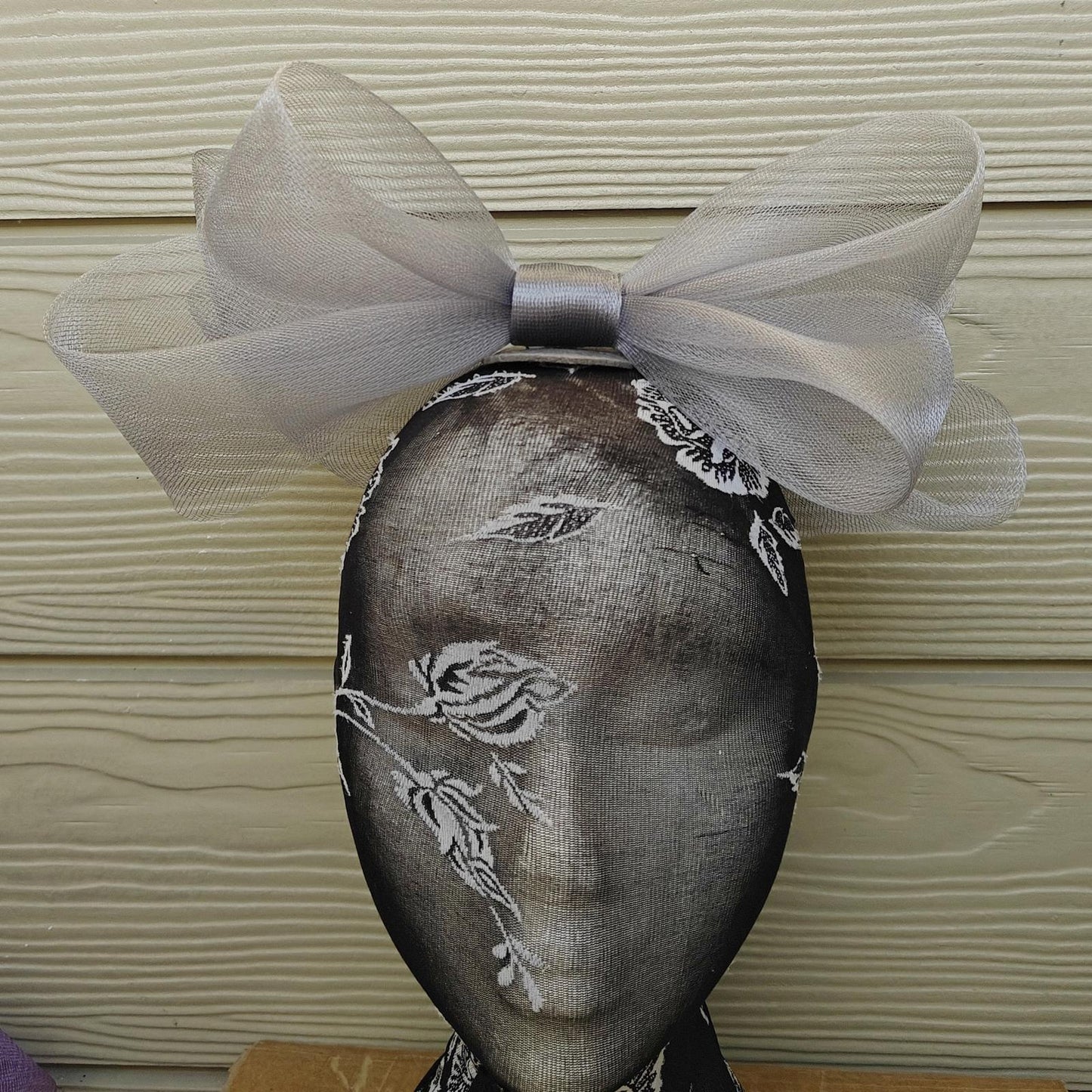 grey bow hair clip brooch fascinator millinery wedding hat race party