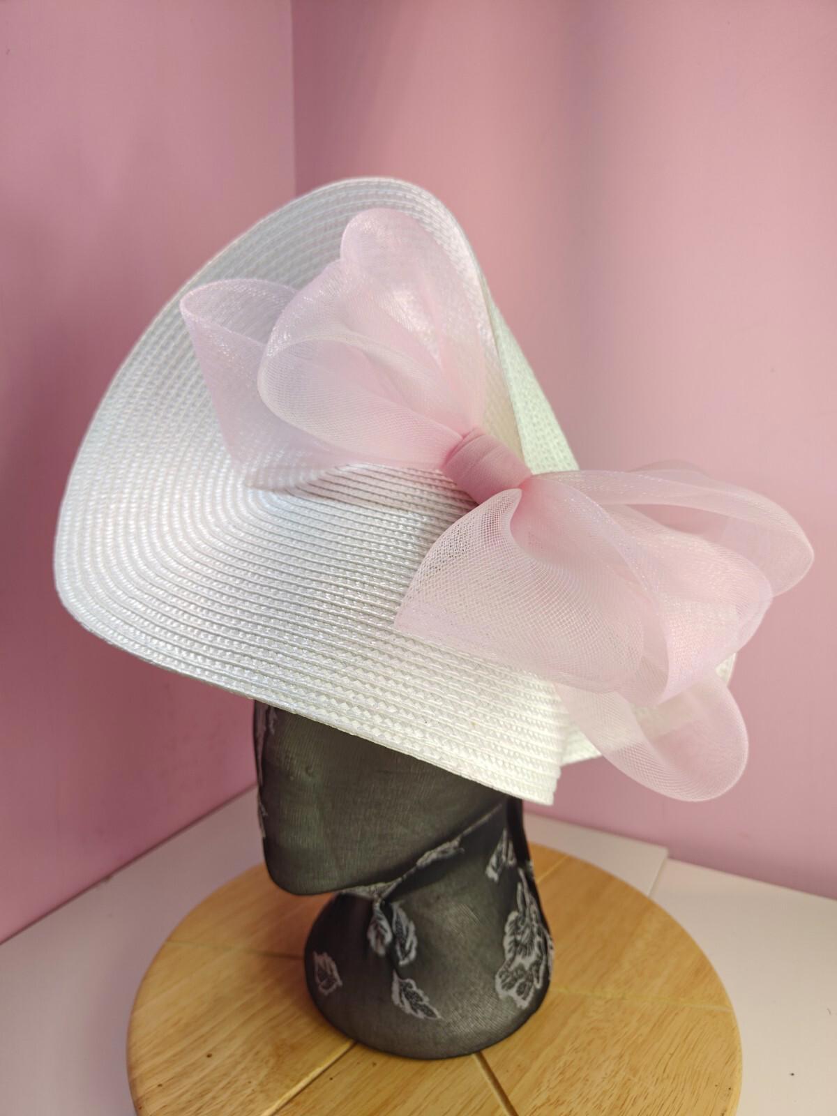 white light pink large straw fascinator wedding hat Kentucky Derby Royal Ascot