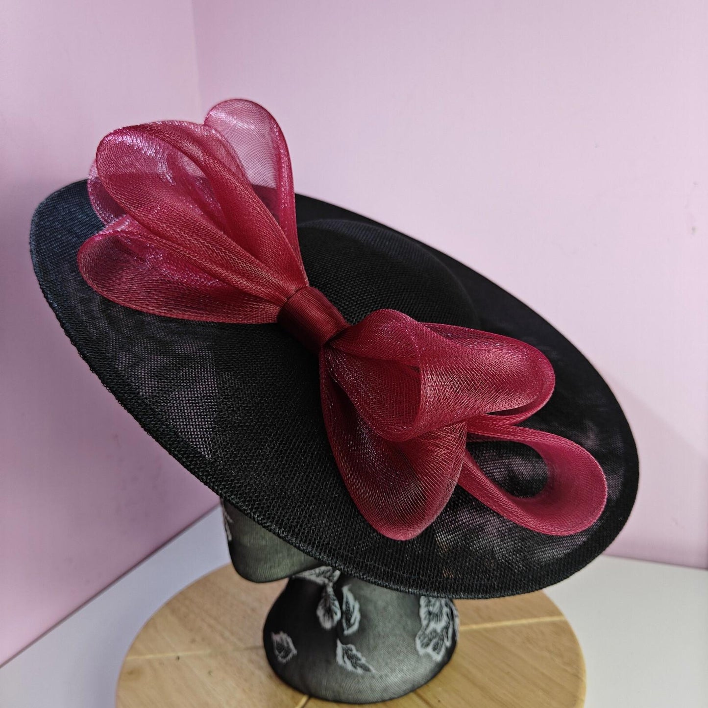 black red large fascinator wedding hat  Kentucky Derby Royal Ascot bow