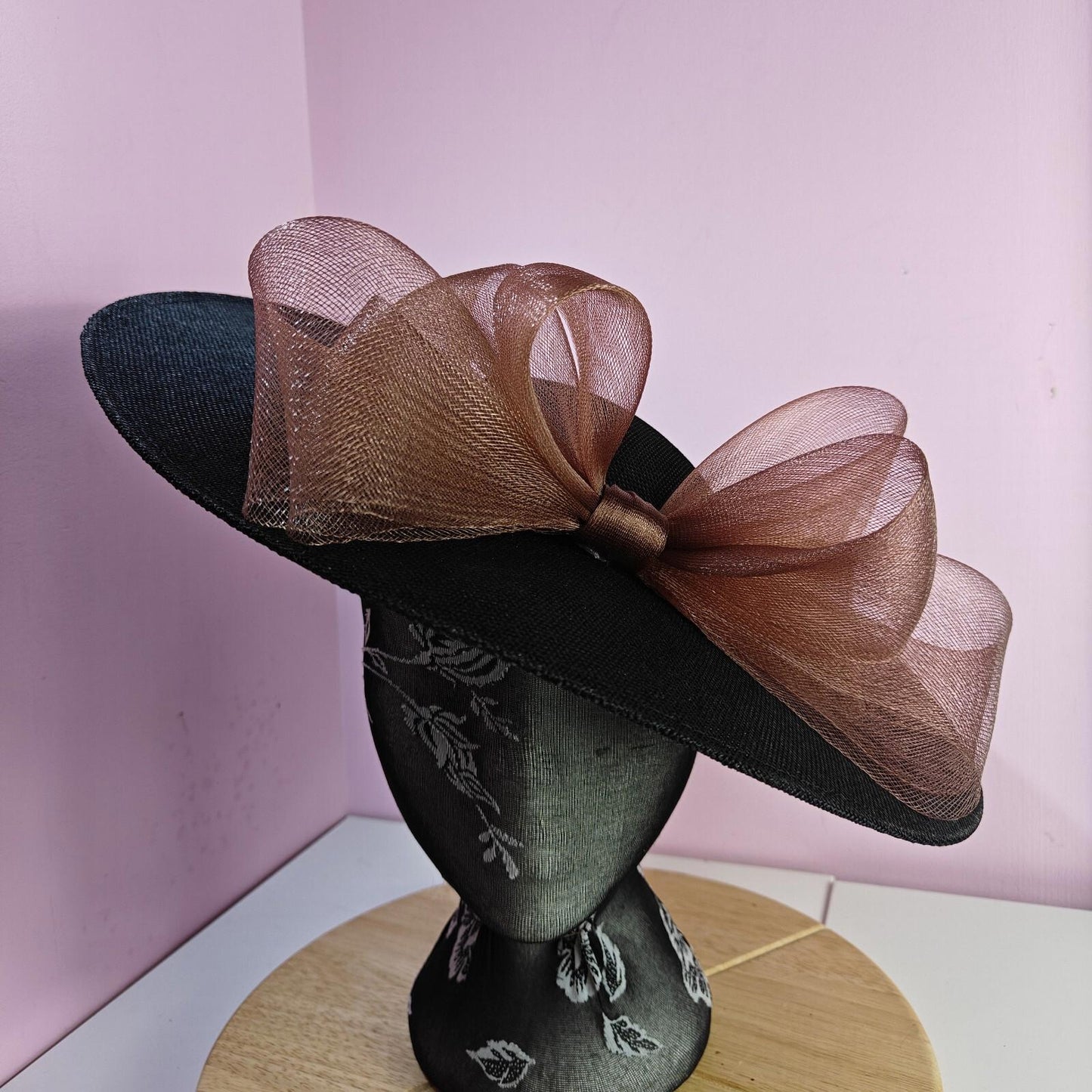 black brown large fascinator wedding hat  Kentucky Derby Royal Ascot bow