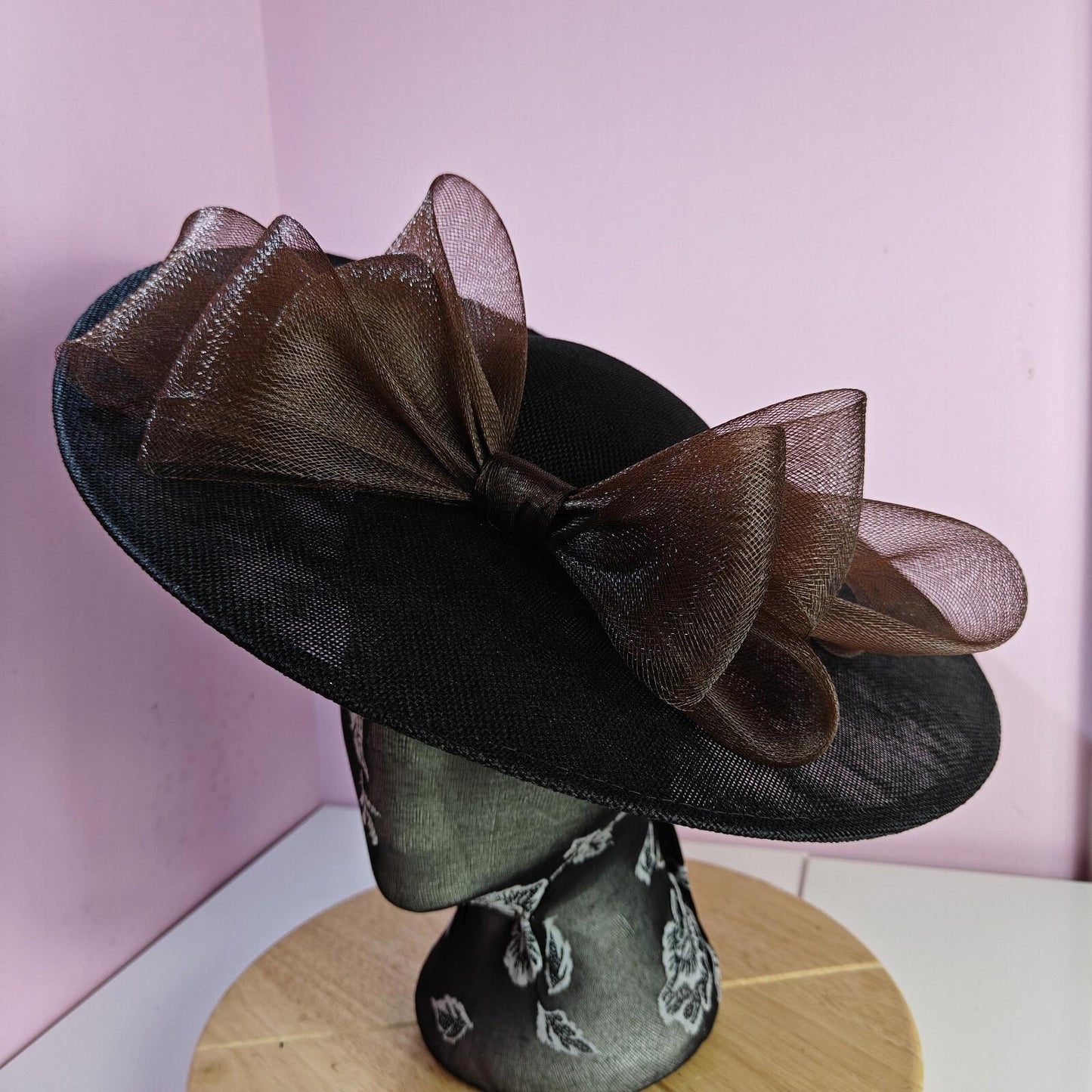 black brown large fascinator wedding hat  Kentucky Derby Royal Ascot bow