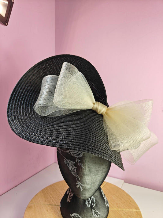 black cream large straw fascinator wedding hat Kentucky Derby Royal Ascot