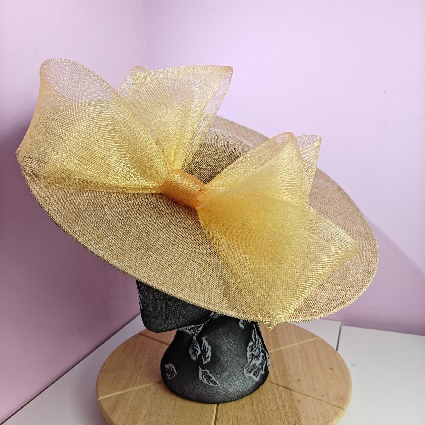 champagne gold large fascinator wedding hat  Kentucky Derby Royal Ascot bow