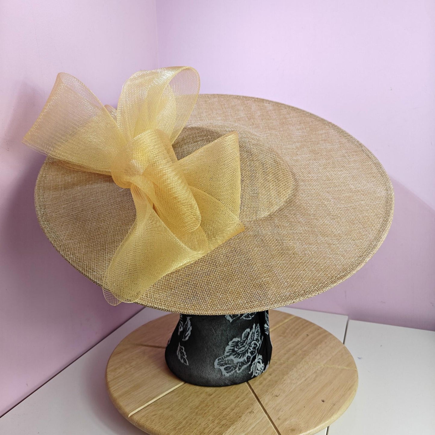 champagne gold large fascinator wedding hat  Kentucky Derby Royal Ascot bow