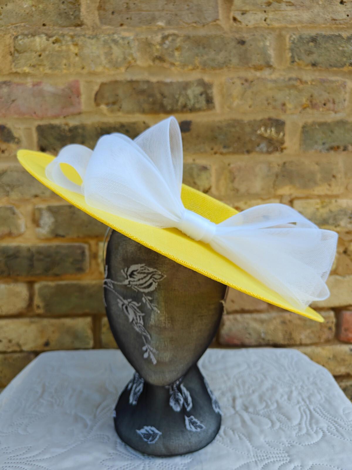 yellow large fascinator wedding hat  Kentucky Derby Royal Ascot bow
