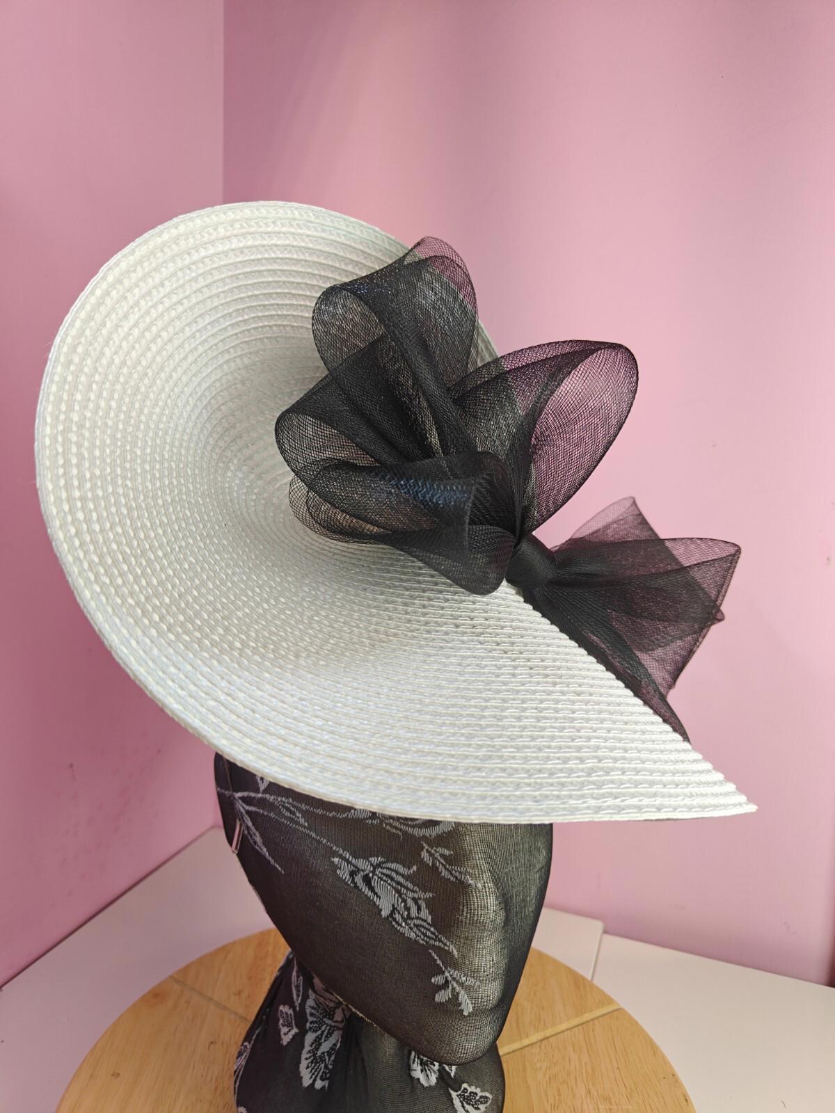 white black large straw fascinator wedding hat Kentucky Derby Royal Ascot
