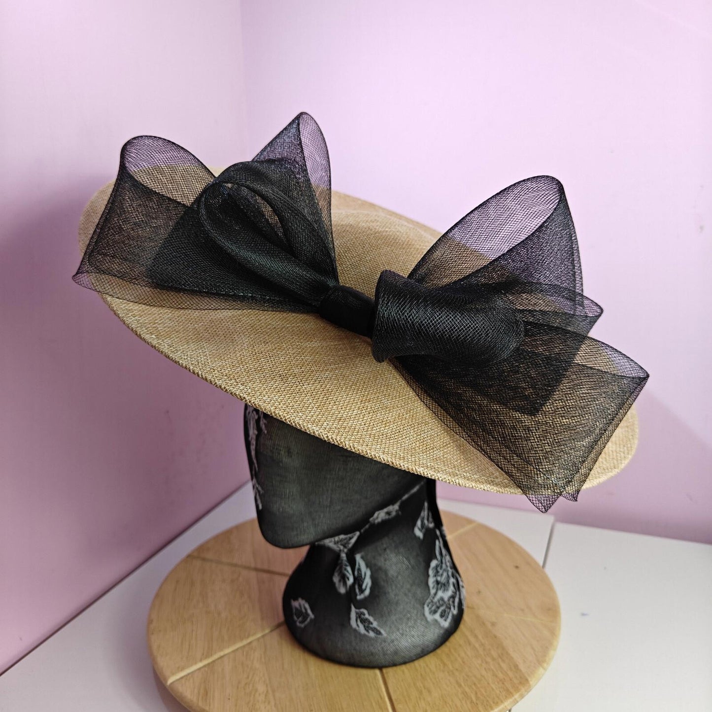 champagne black large fascinator wedding hat  Kentucky Derby Royal Ascot bow