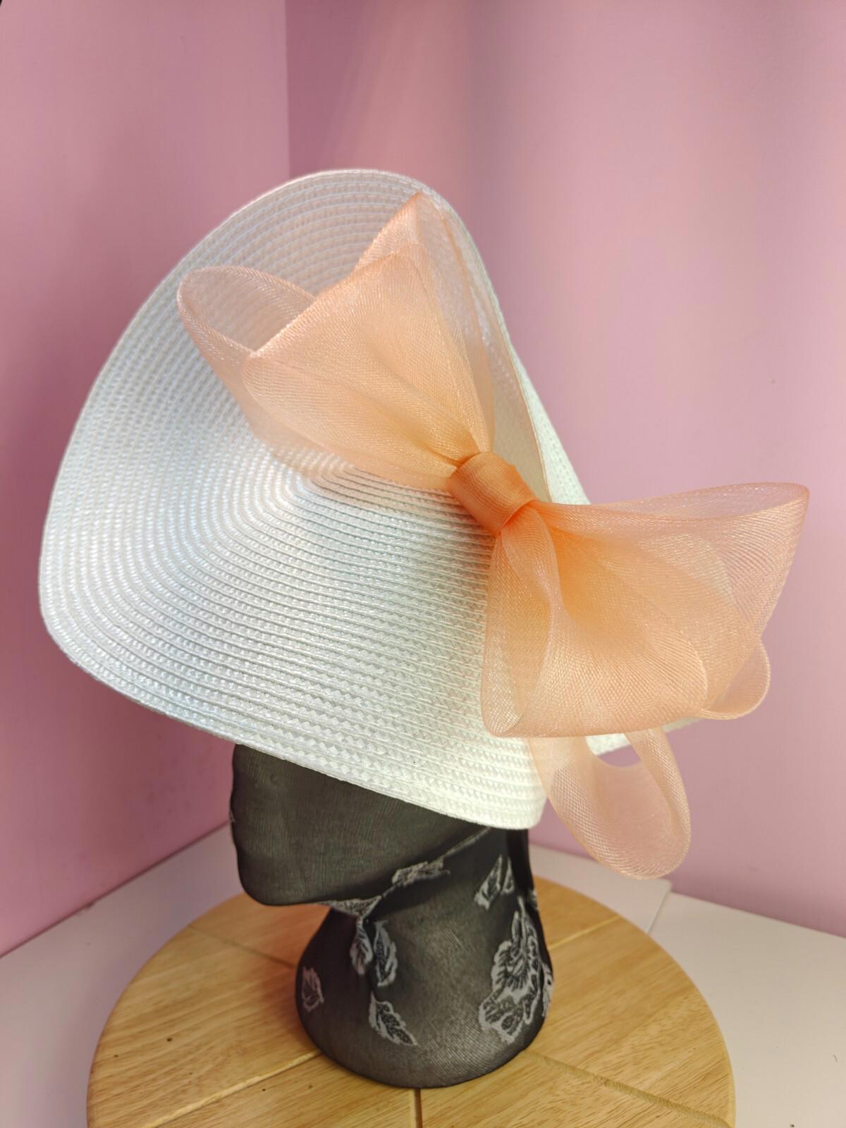 white peach large straw fascinator wedding hat Kentucky Derby Royal Ascot
