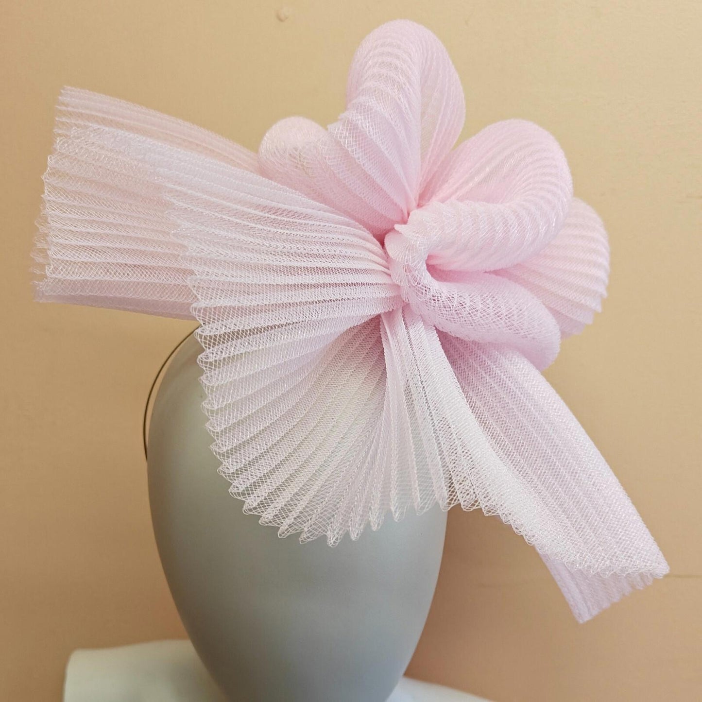 light pink fascinator millinery burlesque headband wedding hat ascot race