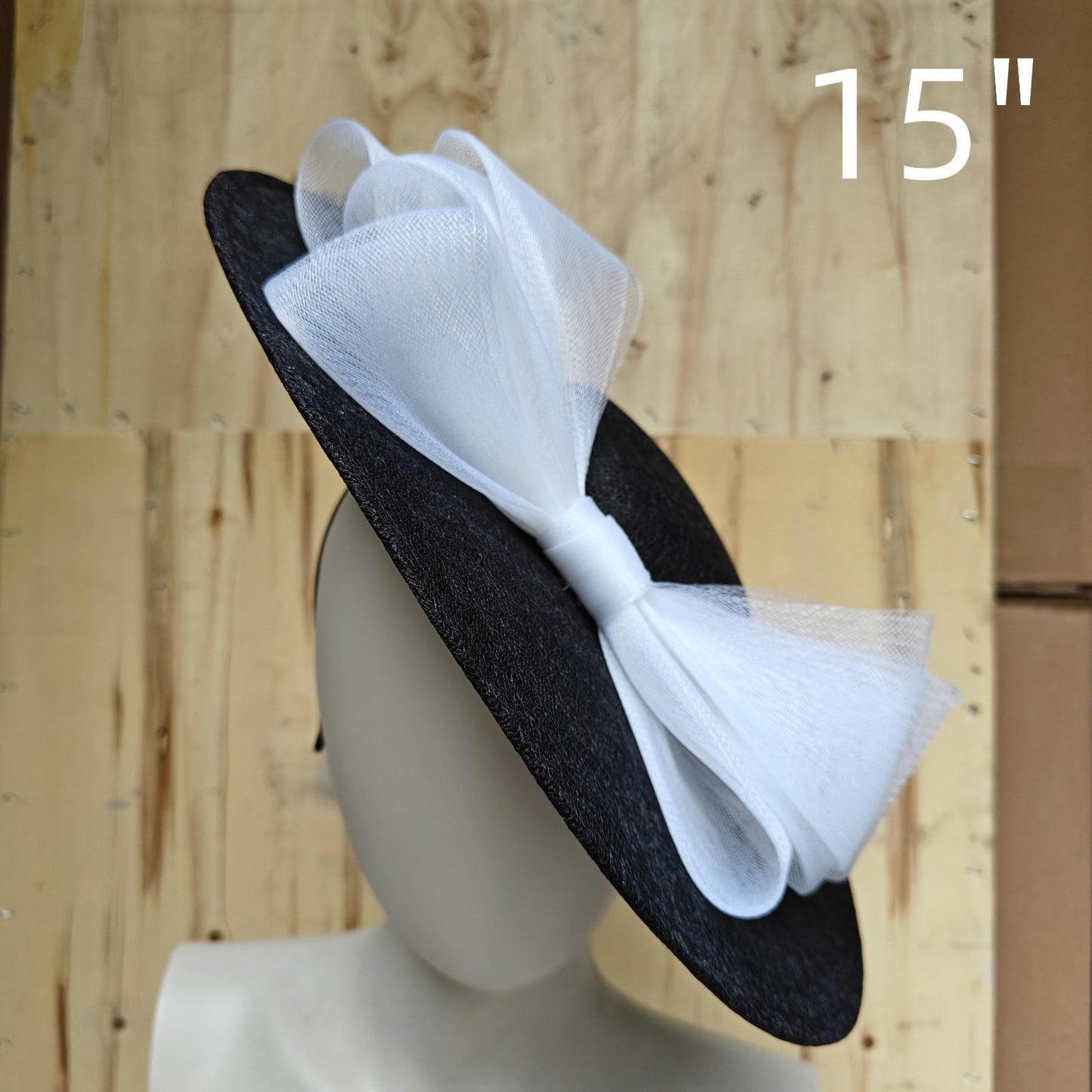 black white lace fascinator wedding hatinator hat Kentucky Derby Royal Ascot bow