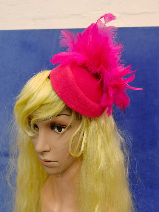 pink felt pillbox hat feather flower fascinator wedding bridal race vintage