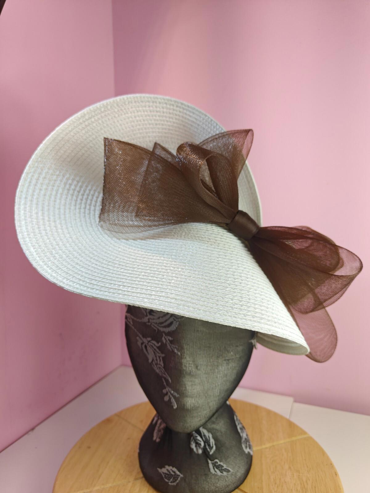 white brown large straw fascinator wedding hat Kentucky Derby Royal Ascot