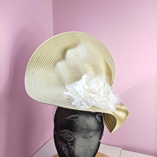 cream large straw flower fascinator wedding hat Kentucky Derby Royal Ascot