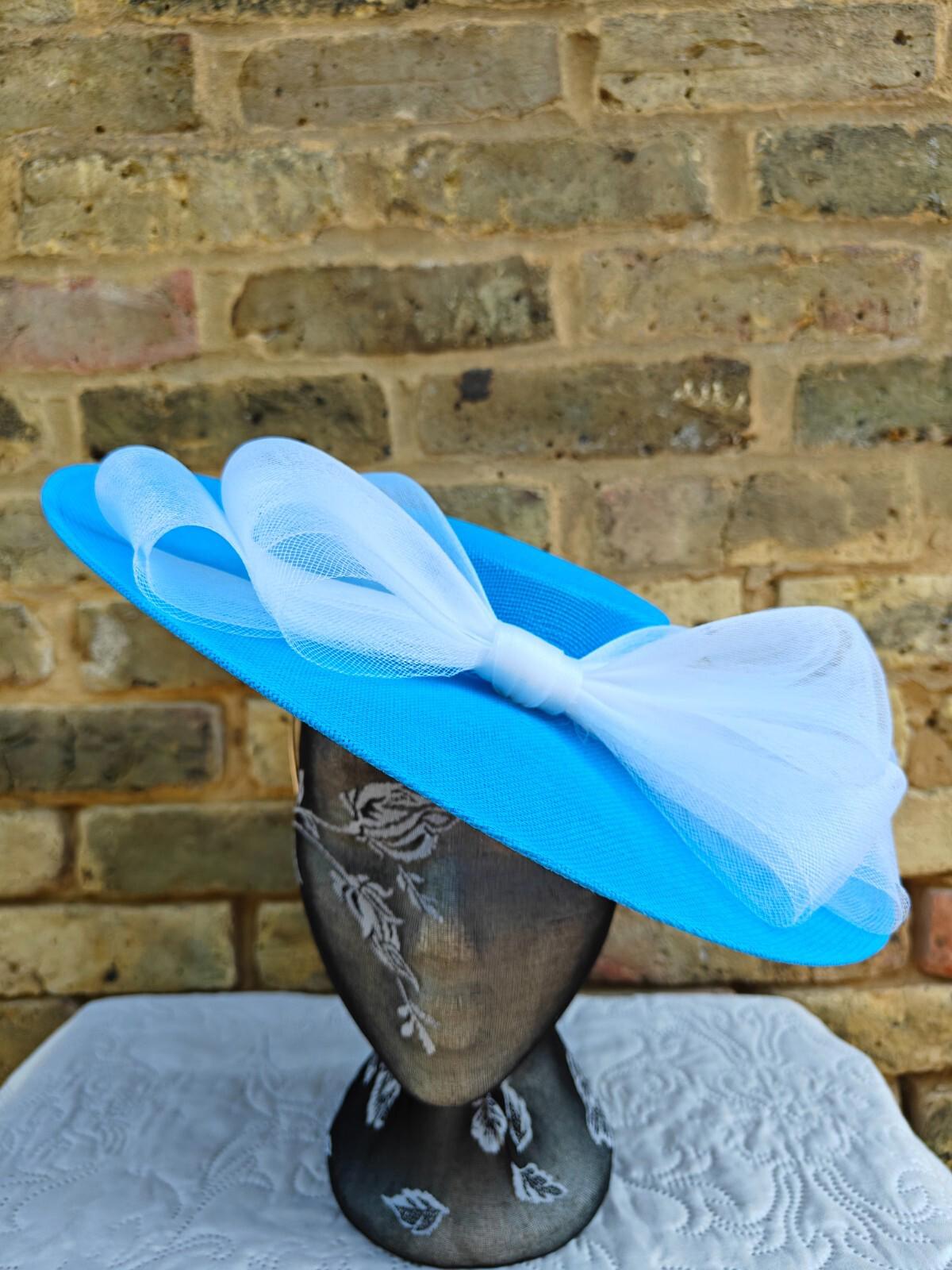 turquoise white large fascinator wedding hat  Kentucky Derby Royal Ascot bow