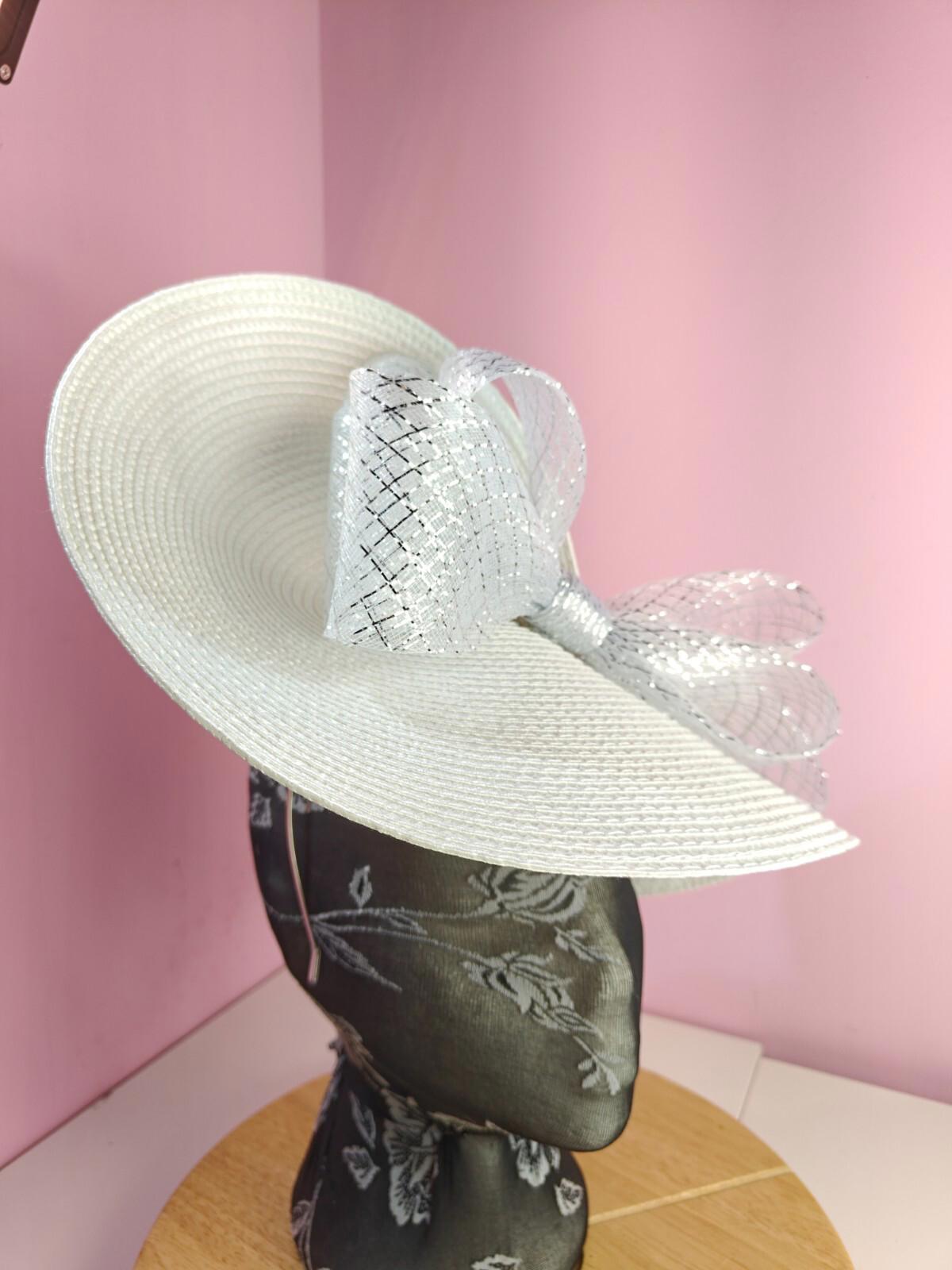 white silver large straw fascinator wedding hat Kentucky Derby Royal Ascot