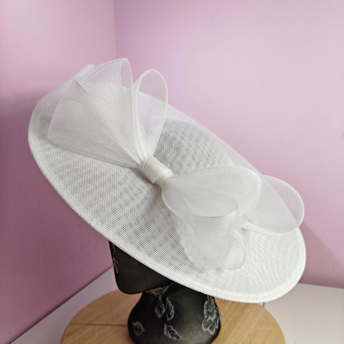 white large fascinator wedding hat  Kentucky Derby Royal Ascot bow