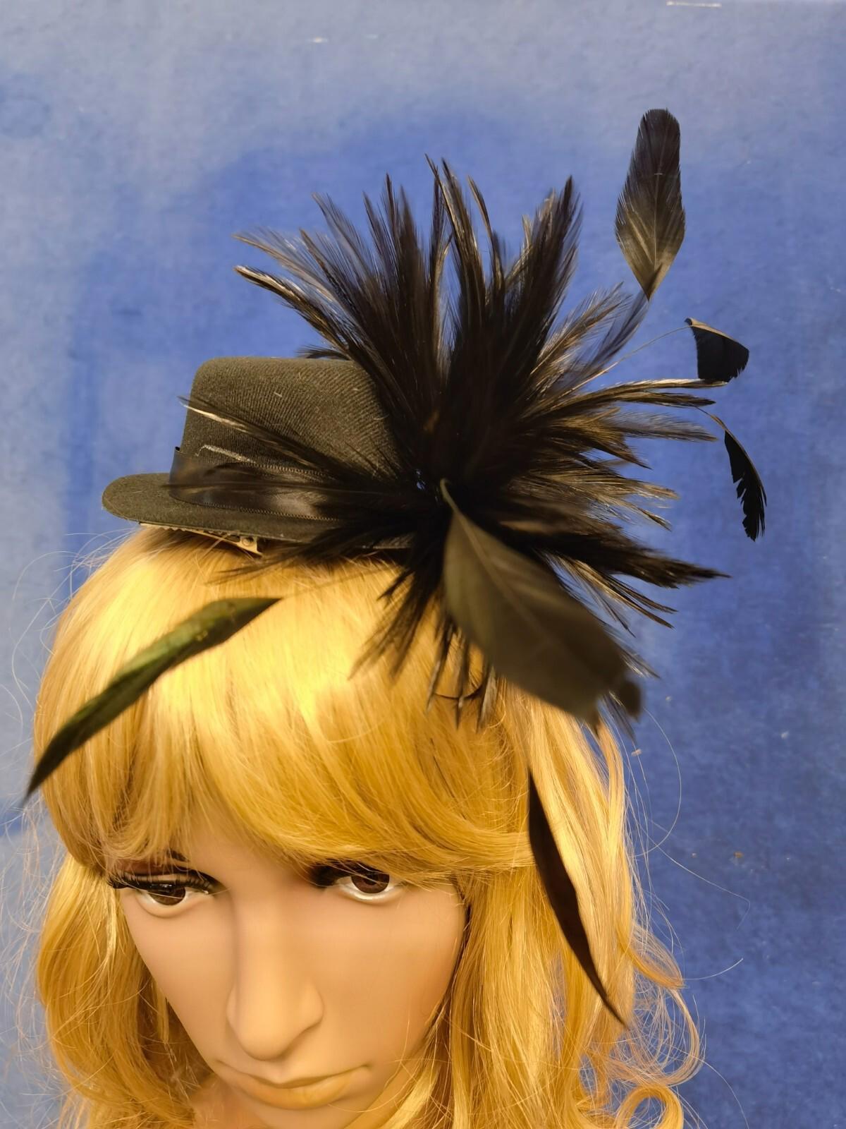 black feather mini top hat fascinator millinery burlesque wedding 1
