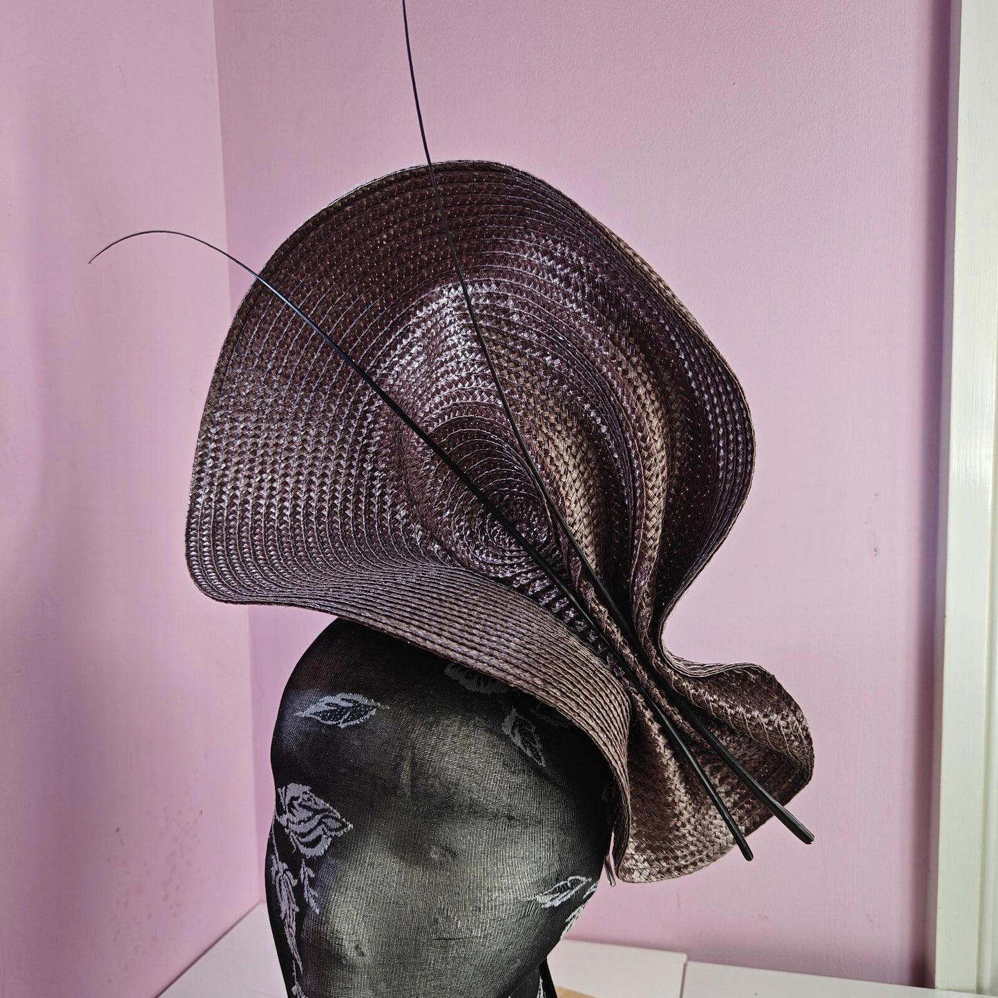 dark brown black large straw fascinator wedding hat Kentucky Derby Royal Ascot