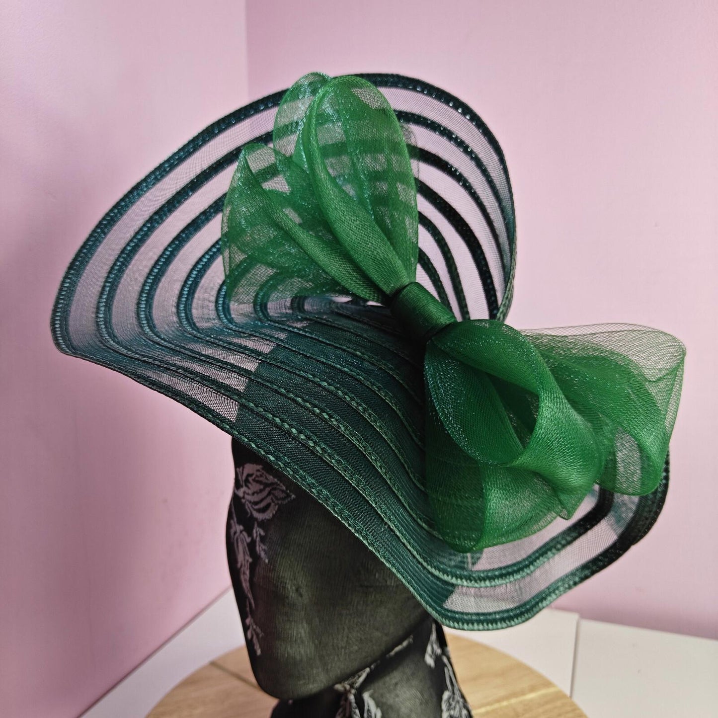 green bow fascinator millinery wedding hat Kentucky Derby Royal Ascot