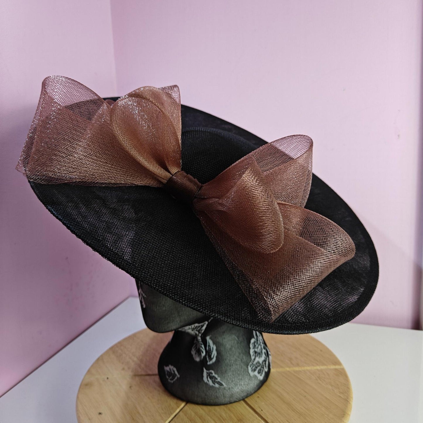 black brown large fascinator wedding hat  Kentucky Derby Royal Ascot bow