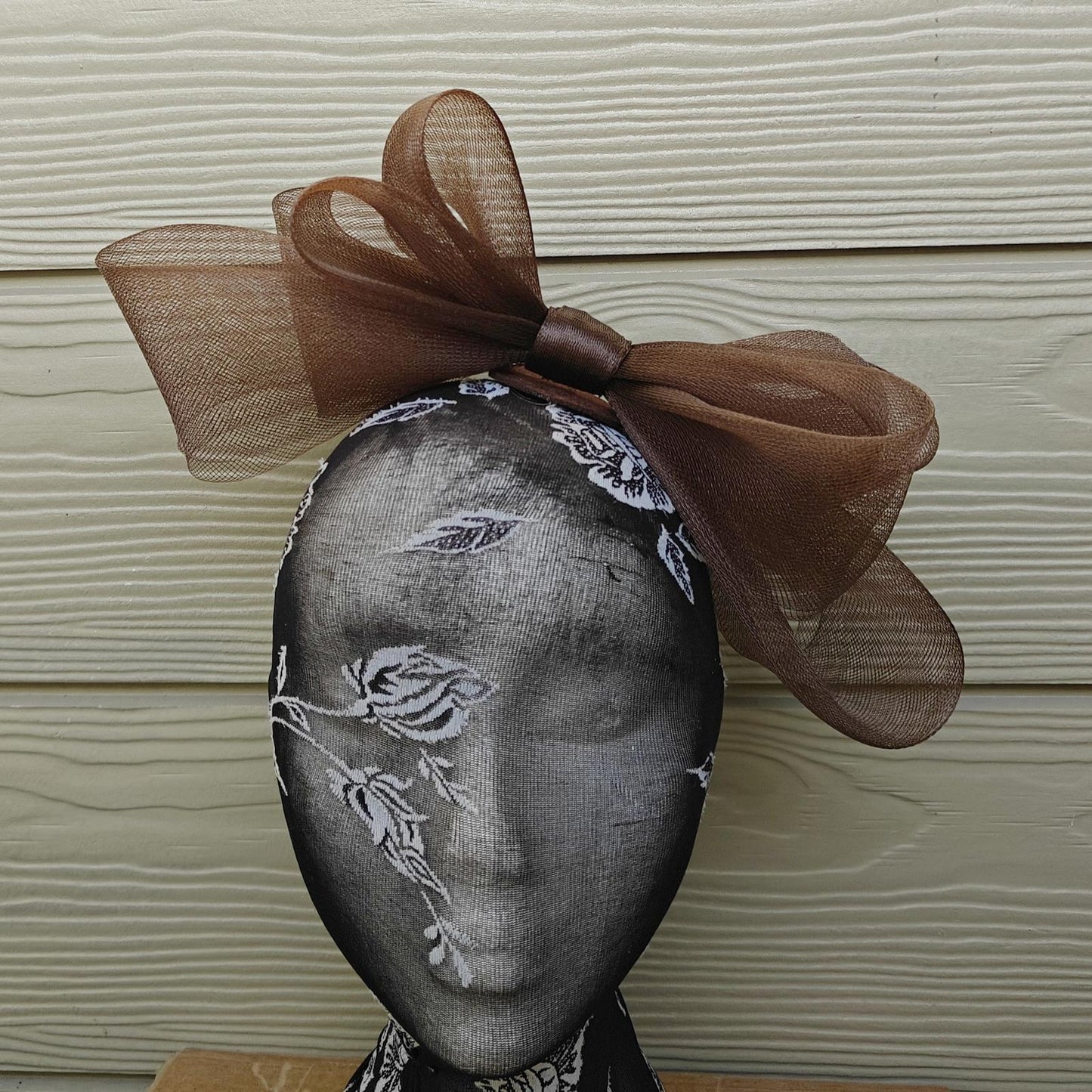 dark brown bow hair clip brooch fascinator millinery wedding hat race party