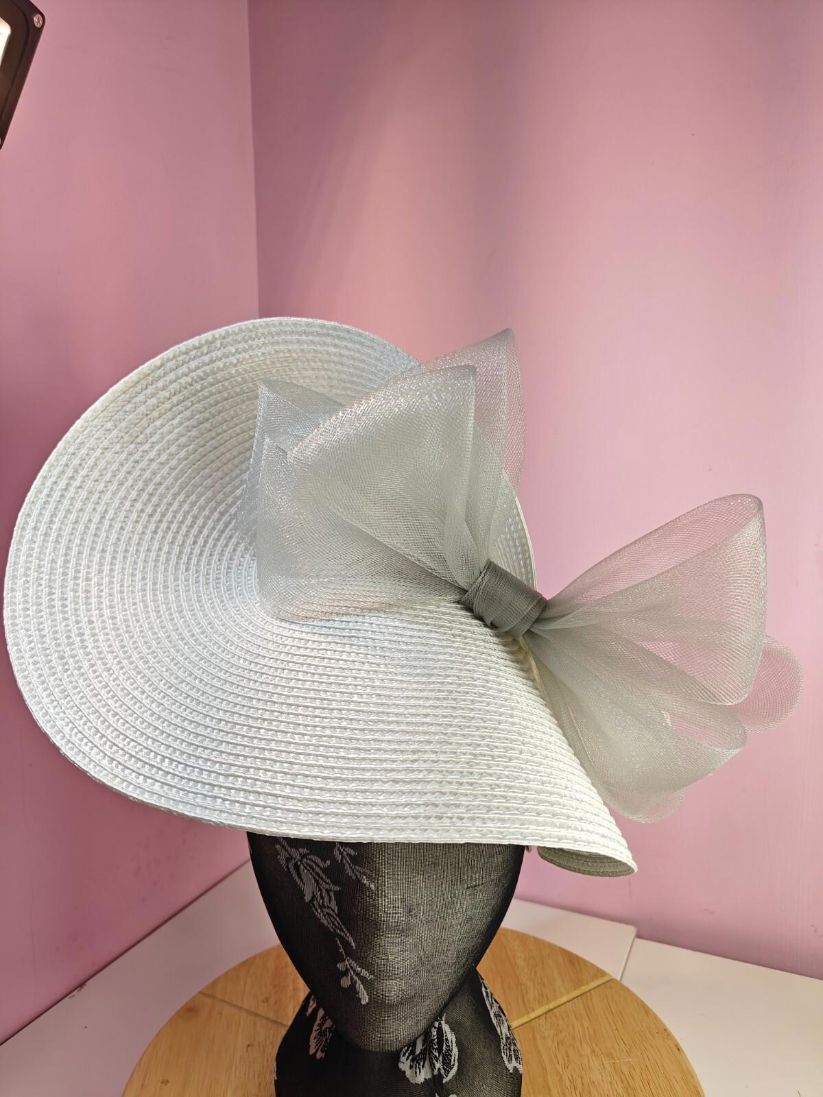white grey large straw fascinator wedding hat Kentucky Derby Royal Ascot