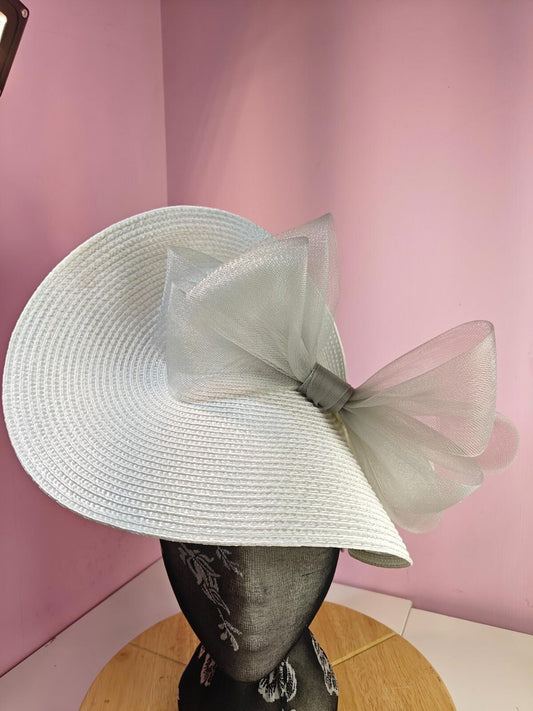 white grey large straw fascinator wedding hat Kentucky Derby Royal Ascot