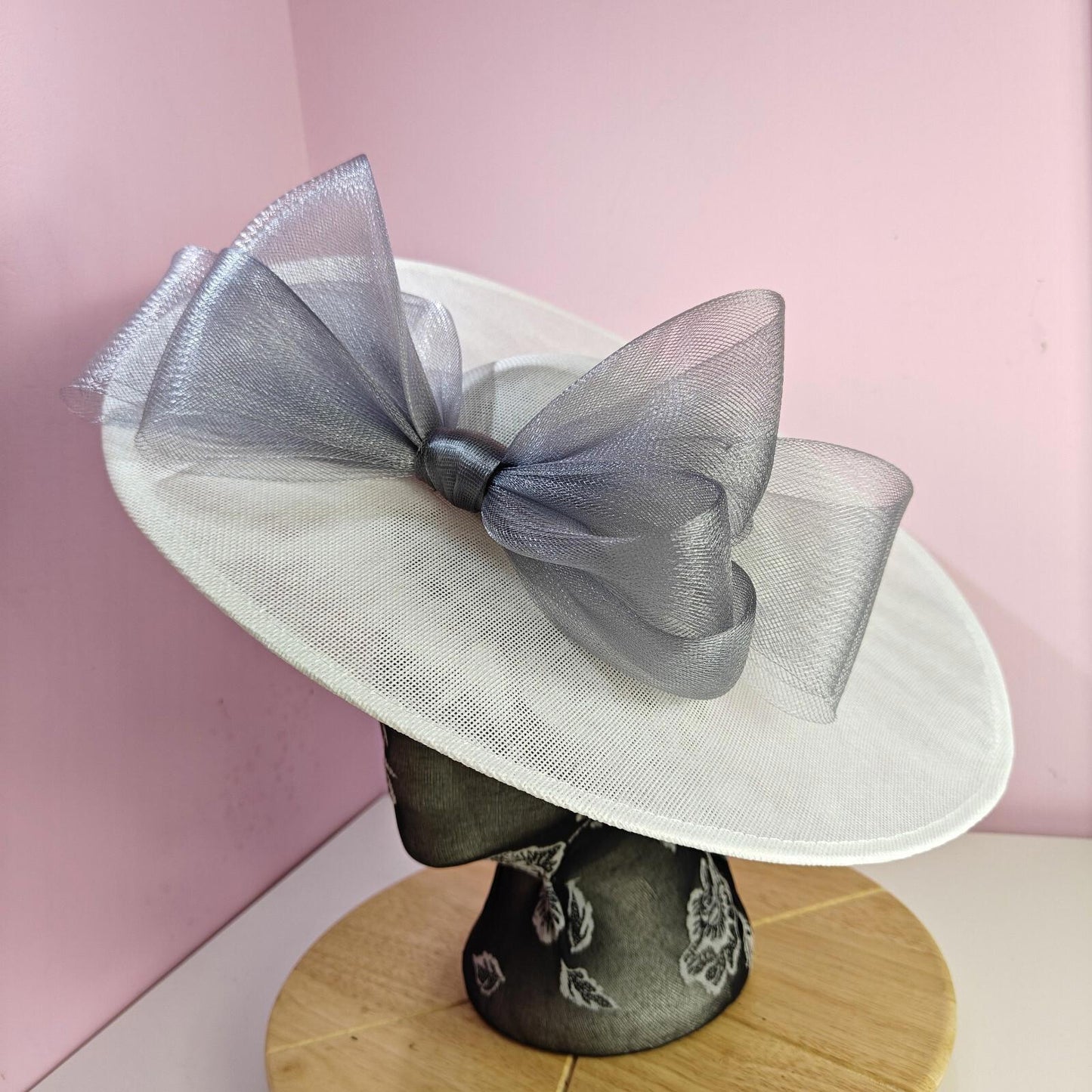 white grey large fascinator wedding hat  Kentucky Derby Royal Ascot bow