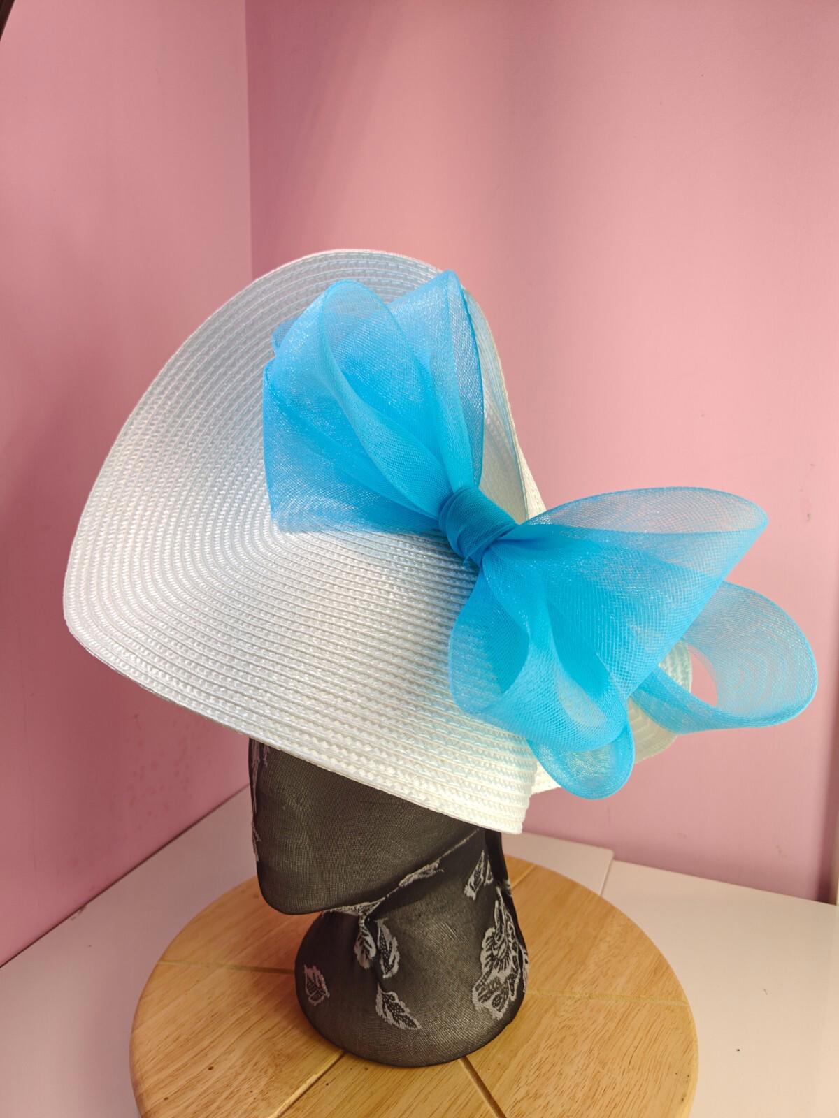 white turquoise large straw fascinator wedding hat Kentucky Derby Royal Ascot