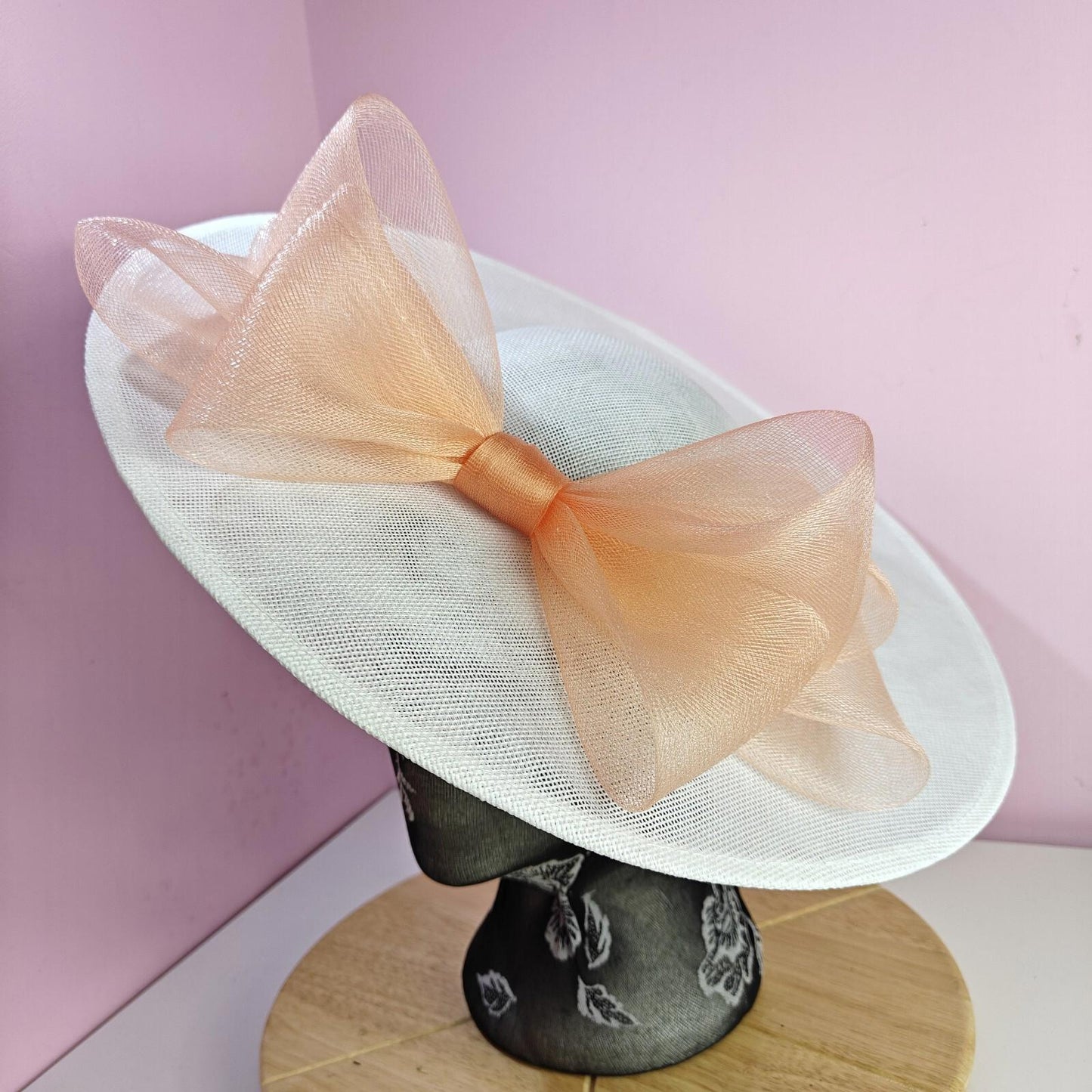 white peach large fascinator wedding hat  Kentucky Derby Royal Ascot bow