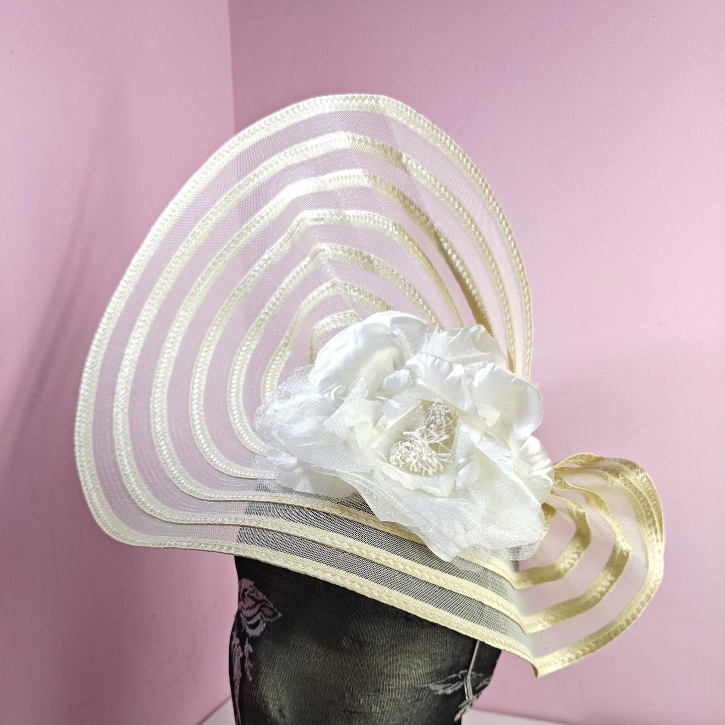 cream ivory flower fascinator millinery wedding hat Kentucky Derby Royal Ascot