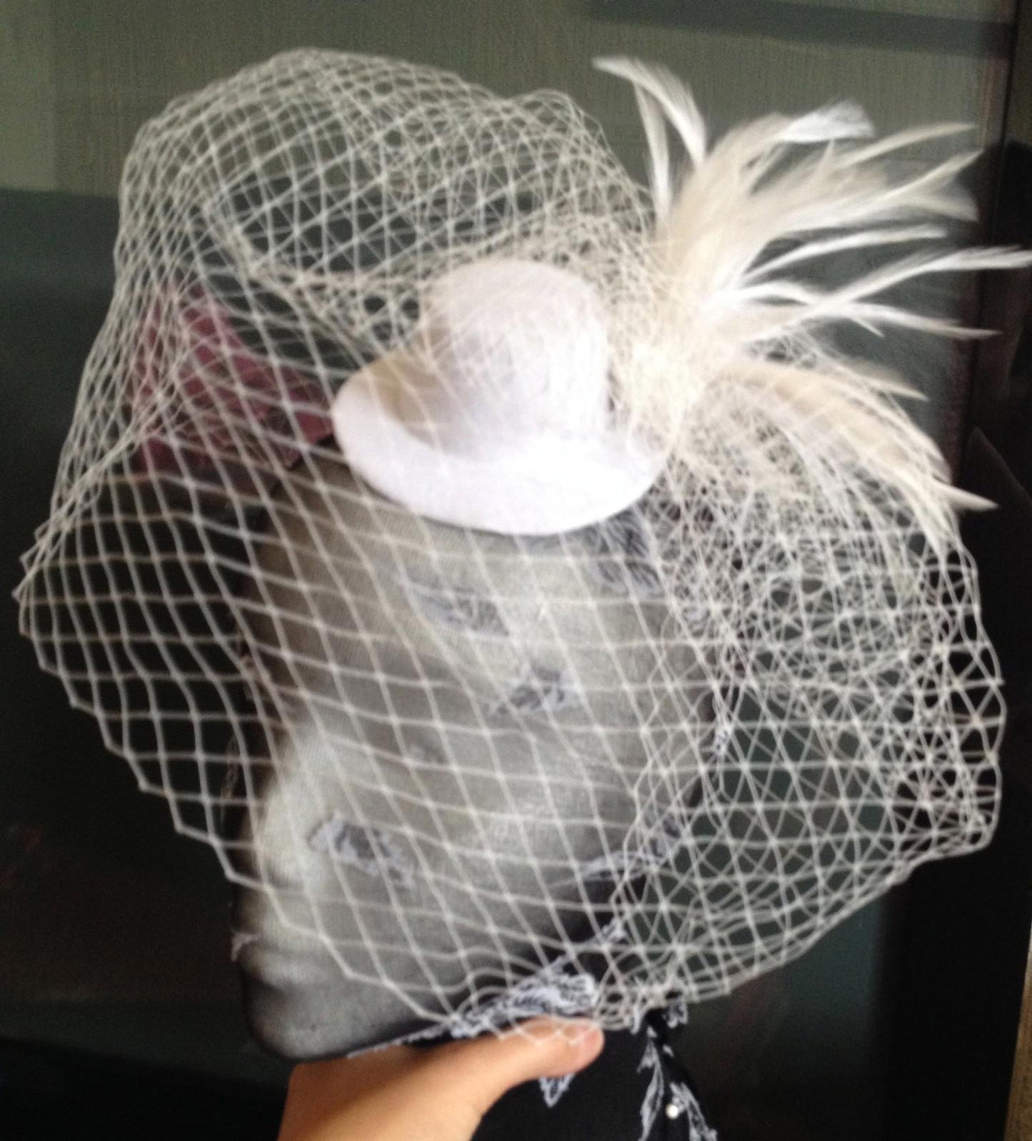 white veiling feather mini top hat fascinator millinery wedding party race ascot