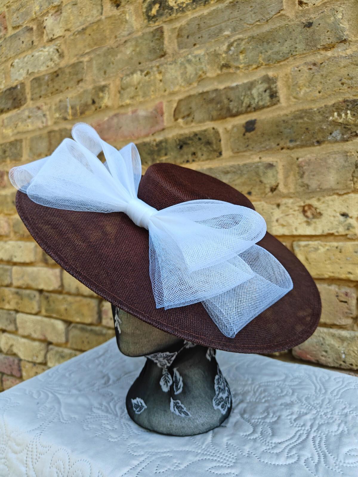 brown white large fascinator wedding hat  Kentucky Derby Royal Ascot bow