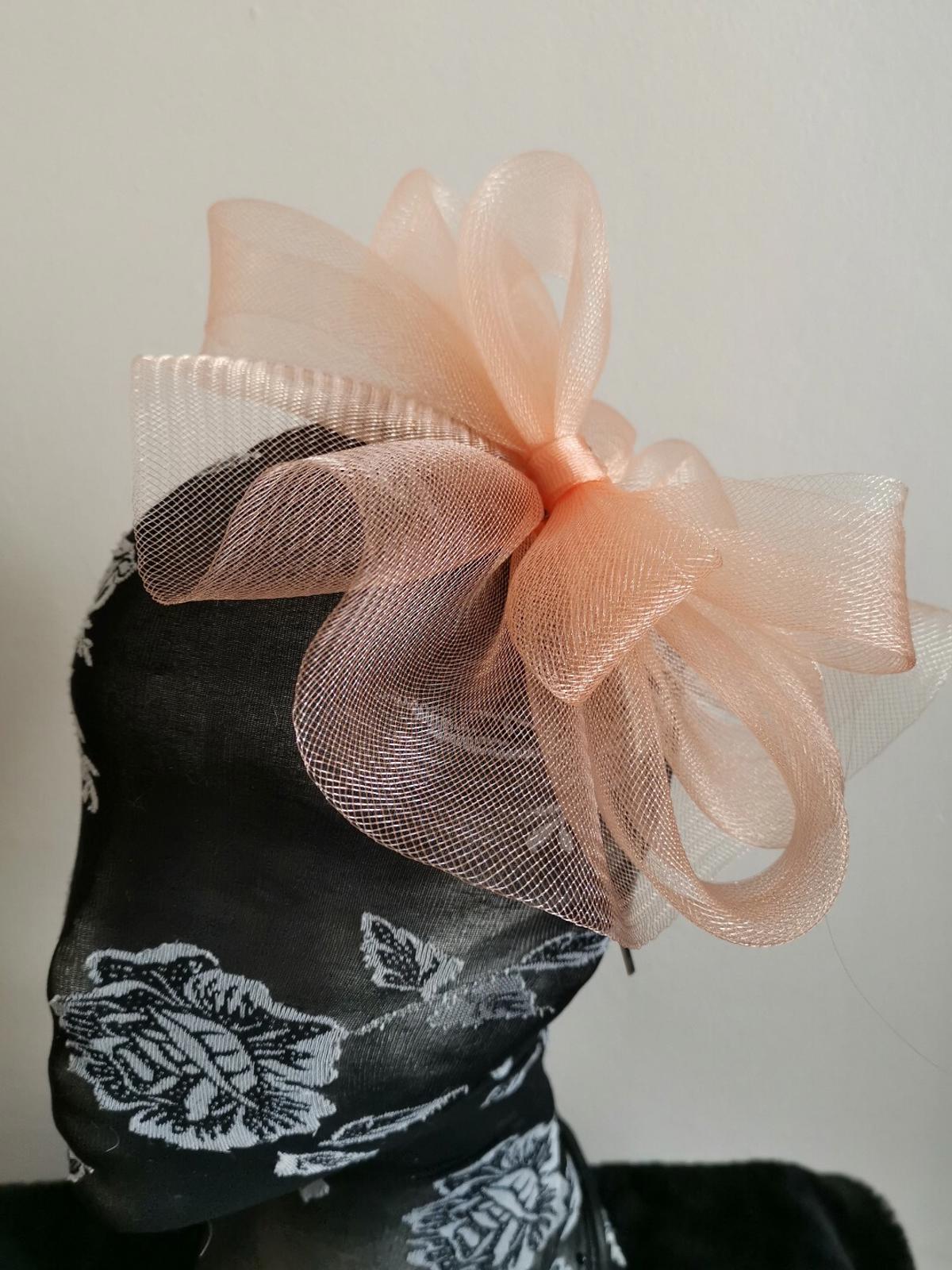 Peach nude coral salmon fascinator millinery burlesque wedding hat hair piece