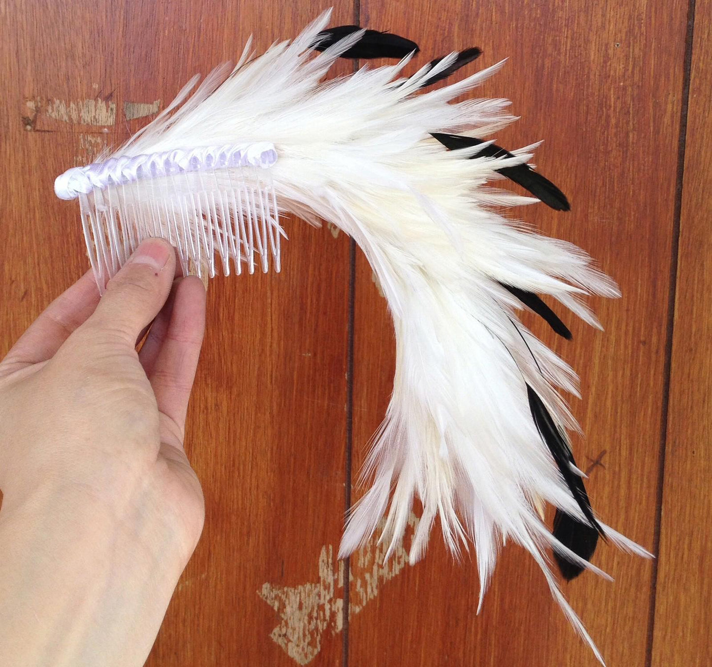 Ivory feather comb fascinator millinery wedding bridal race ascot hair piece hat