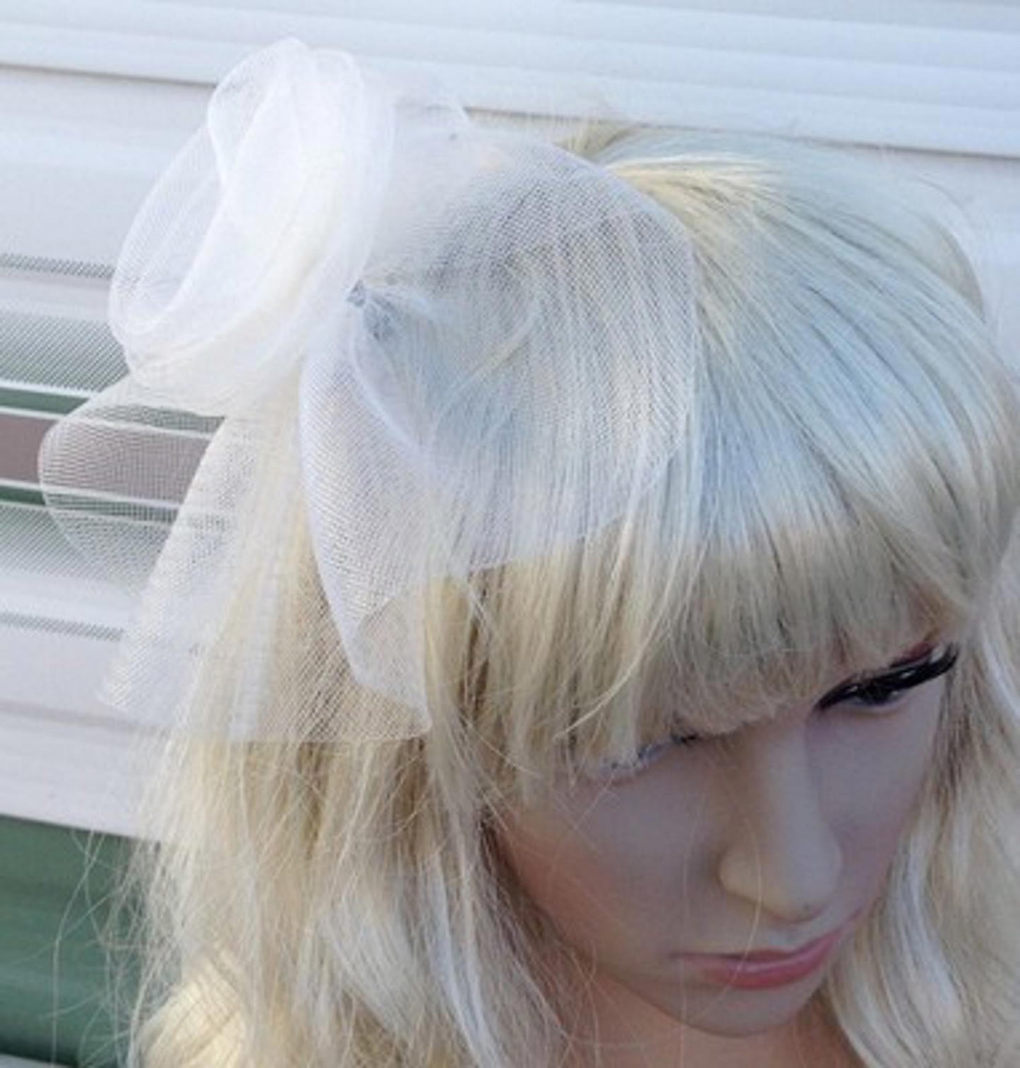 ivory fascinator millinery feather brooch clip wedding hat bridal ascot race