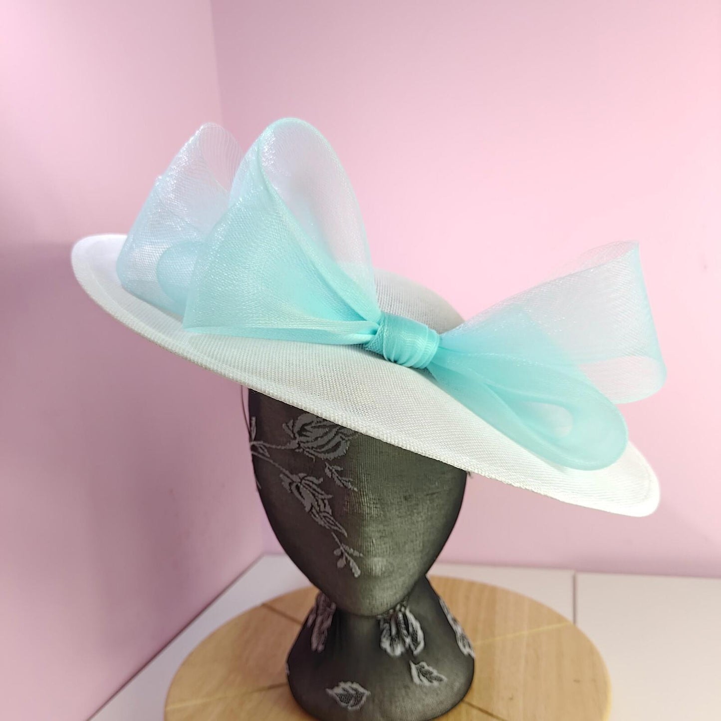 white blue large fascinator wedding hat  Kentucky Derby Royal Ascot bow