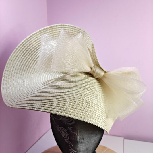 cream large straw fascinator wedding hat Kentucky Derby Royal Ascot