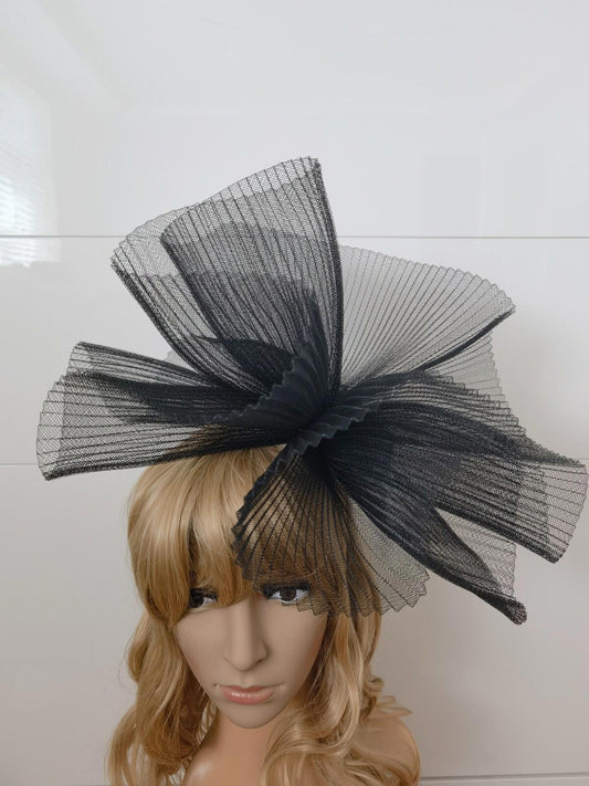 black fascinator millinery burlesque wedding hat hair piece ascot race bridal