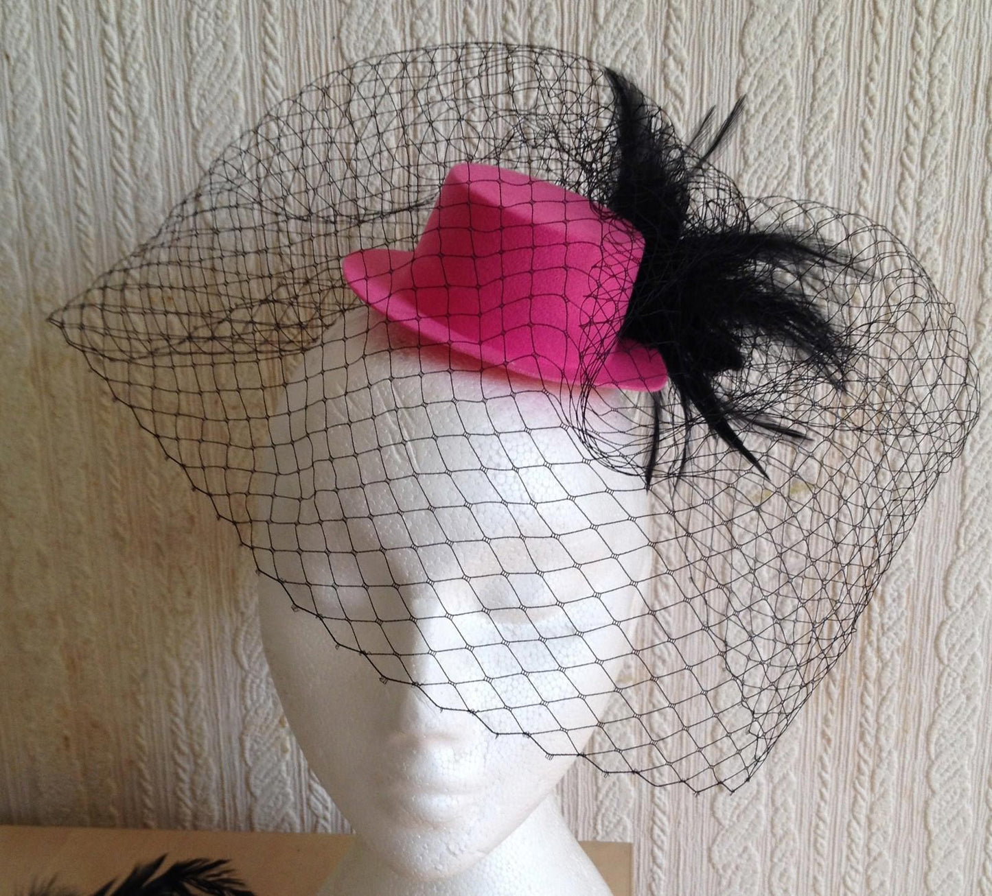 black veiling feather pink mini top hat fascinator millinery burlesque wedding 1